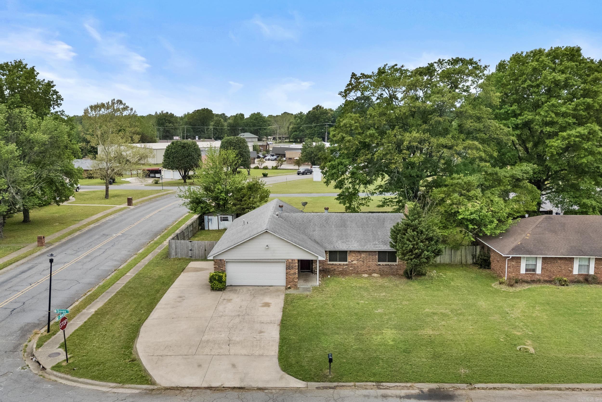 STONEWALL - Residential