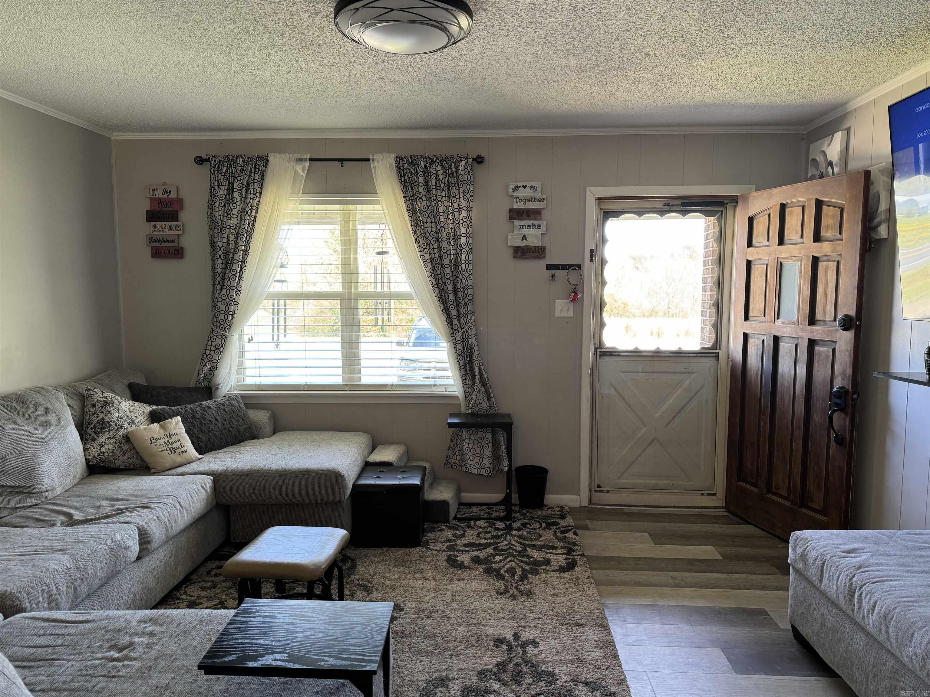 Hollywood - Residential