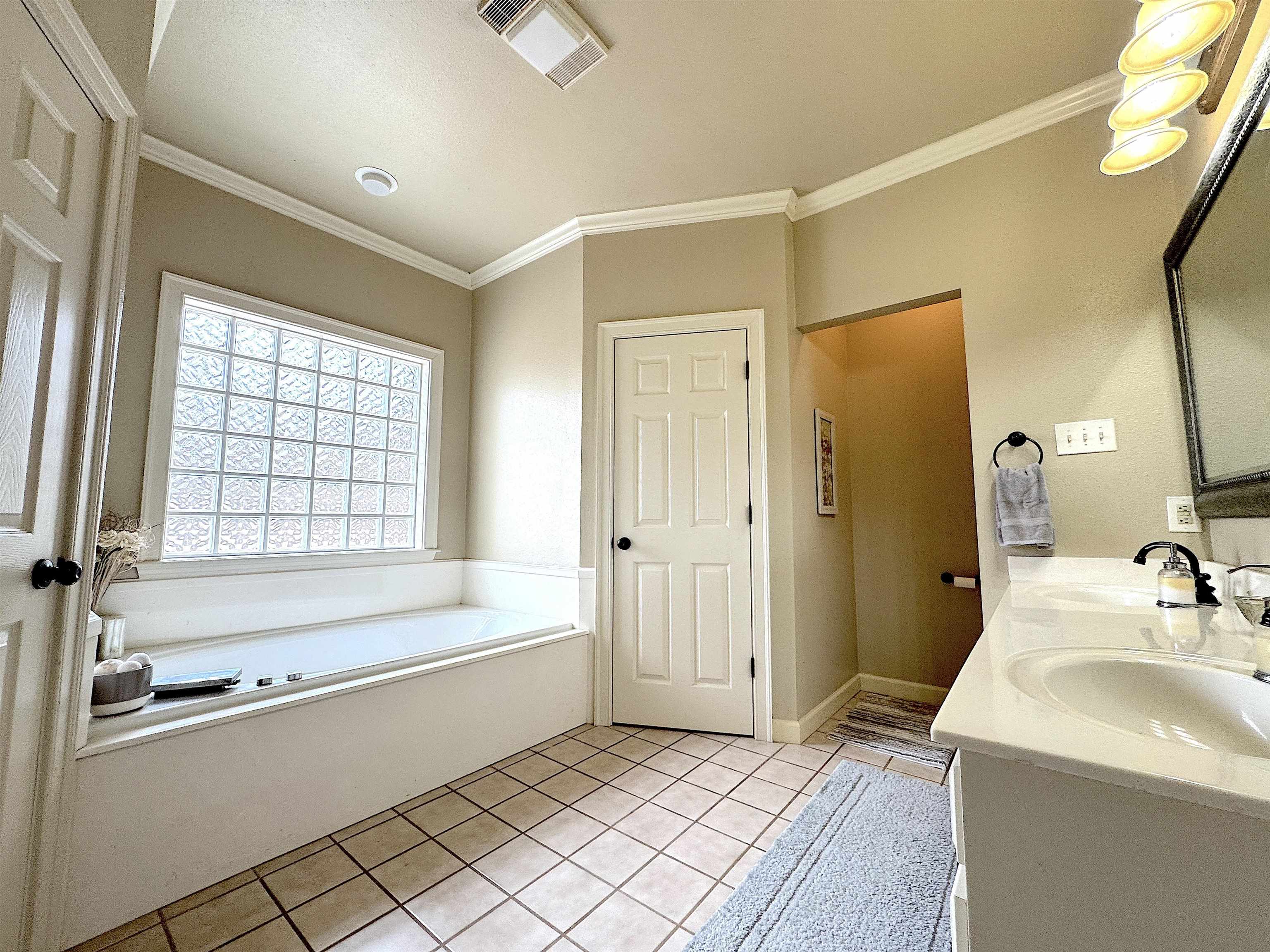 KROOKED KREEK - Residential