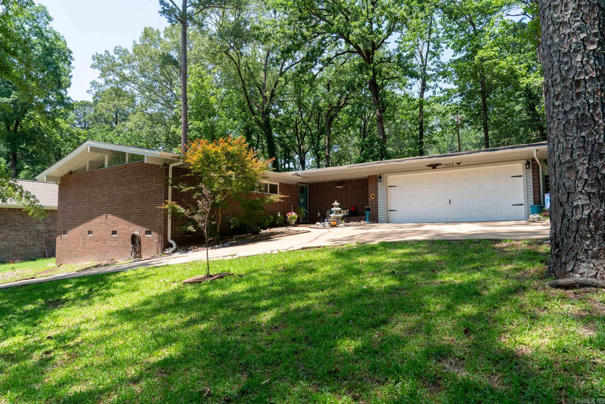 Lynnwood Acres - Residential