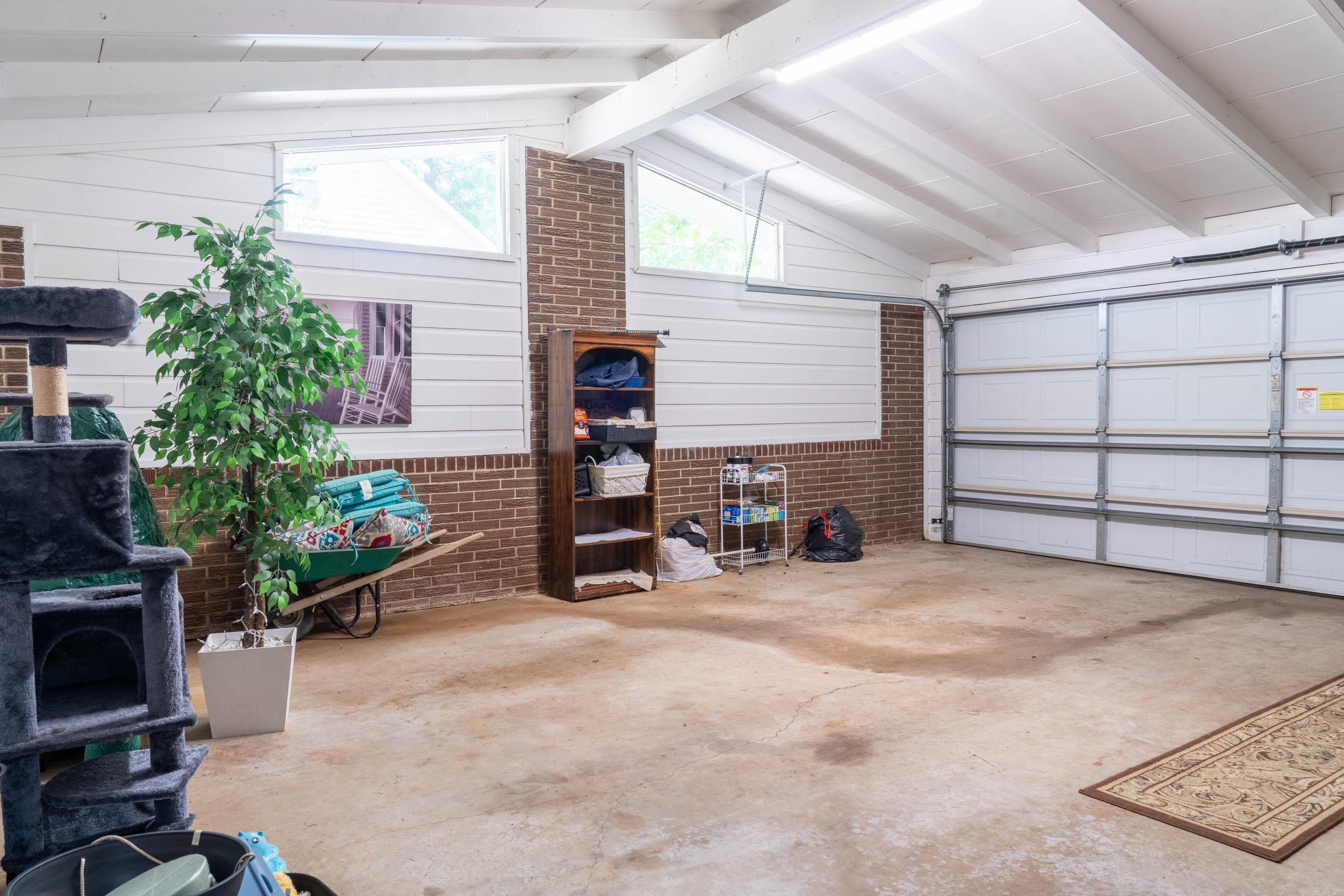 Lynnwood Acres - Residential