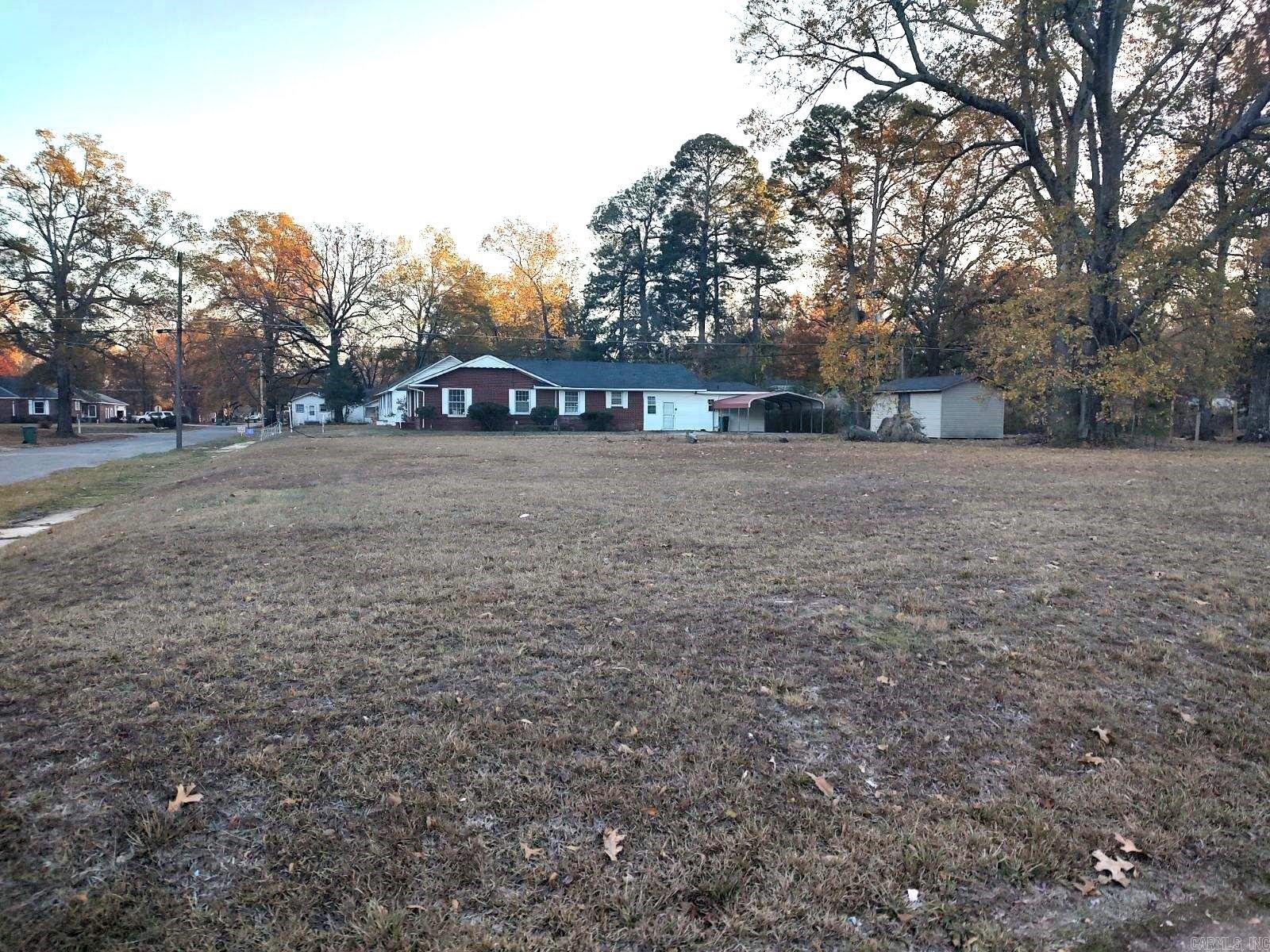 AUSTIN & TAYLOR TRIPLET RES - Residential