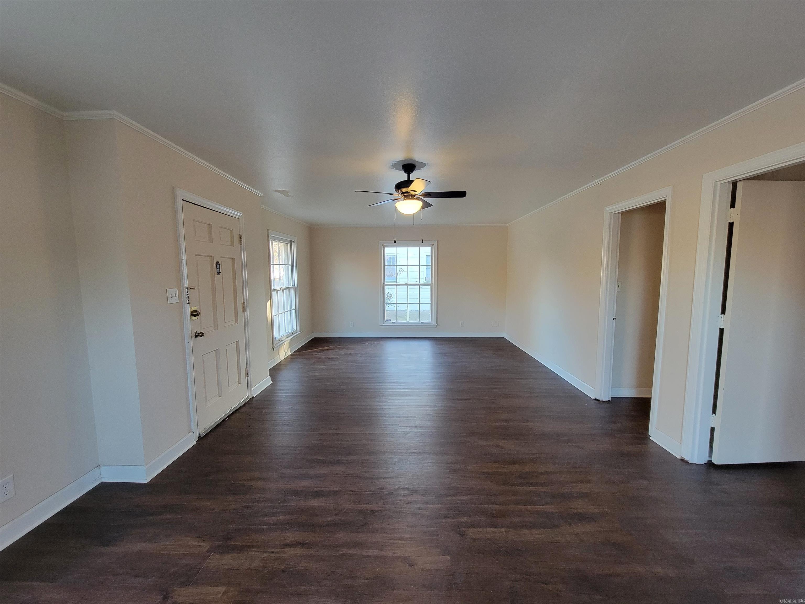 AUSTIN & TAYLOR TRIPLET RES - Residential