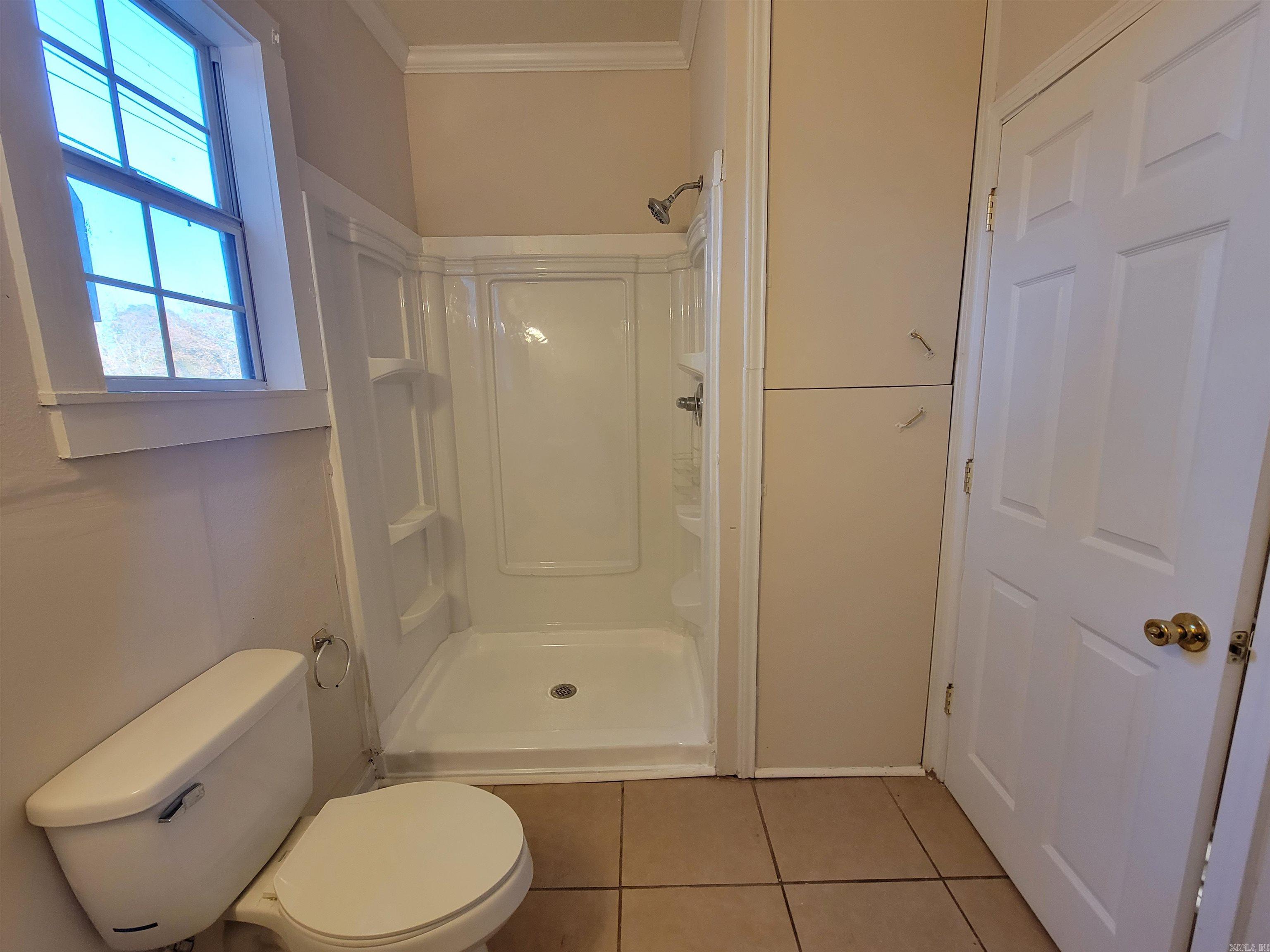 AUSTIN & TAYLOR TRIPLET RES - Residential