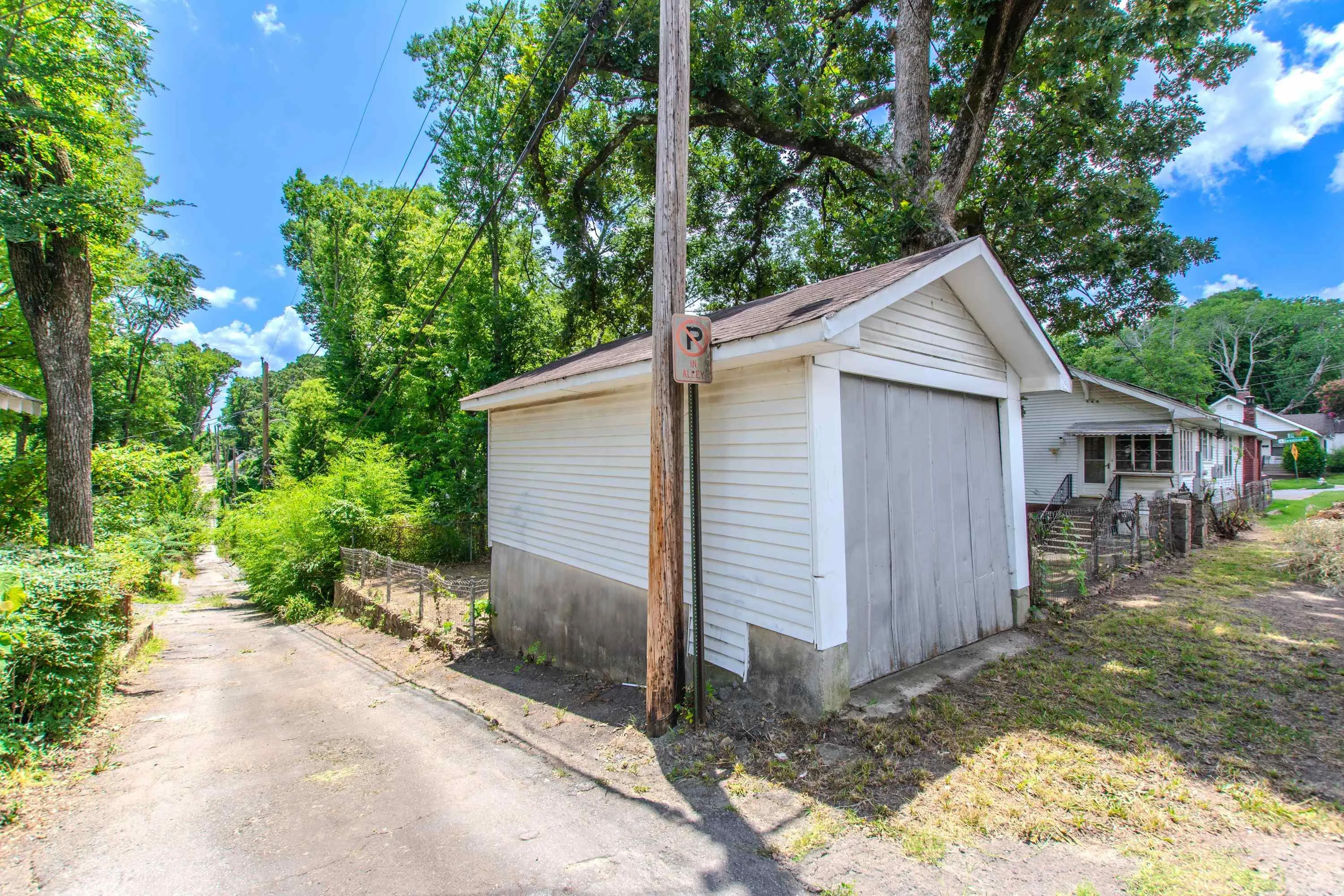 Little Rock, Arkansas 72205, United States, 3 Bedrooms Bedrooms, ,1 BathroomBathrooms,Residential,Active,177569