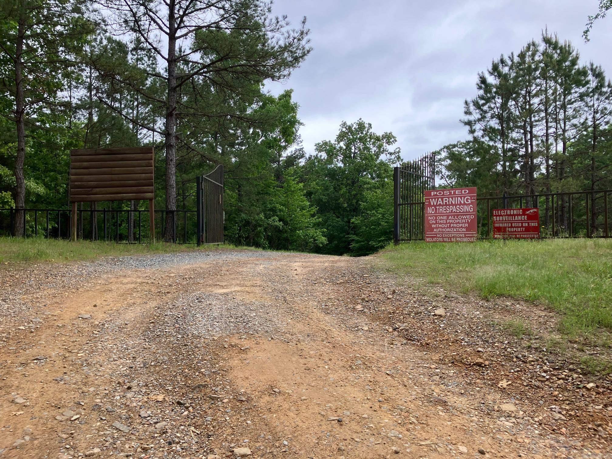 Metes & Bounds - Land