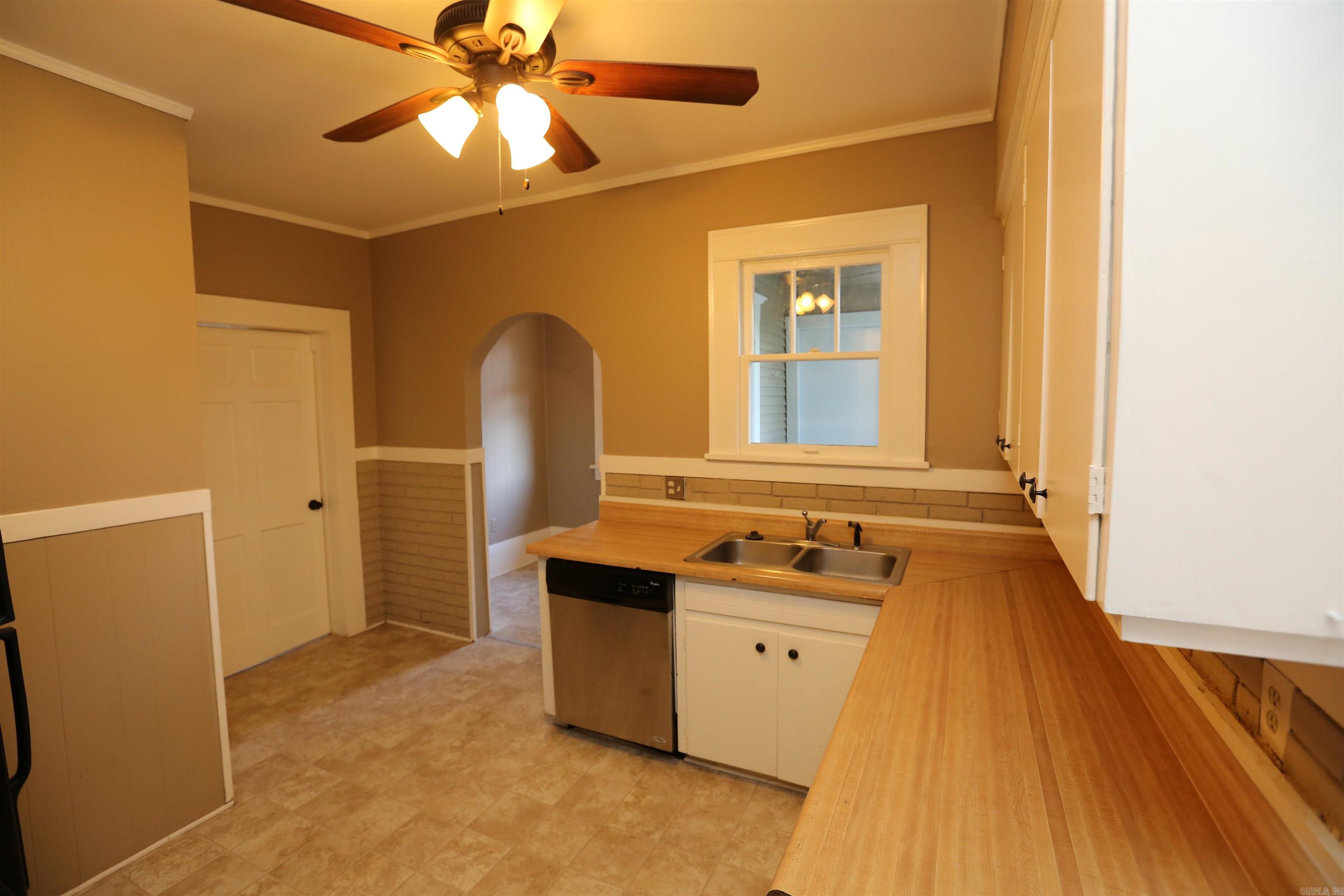 Pulaski Heights - Residential Lease