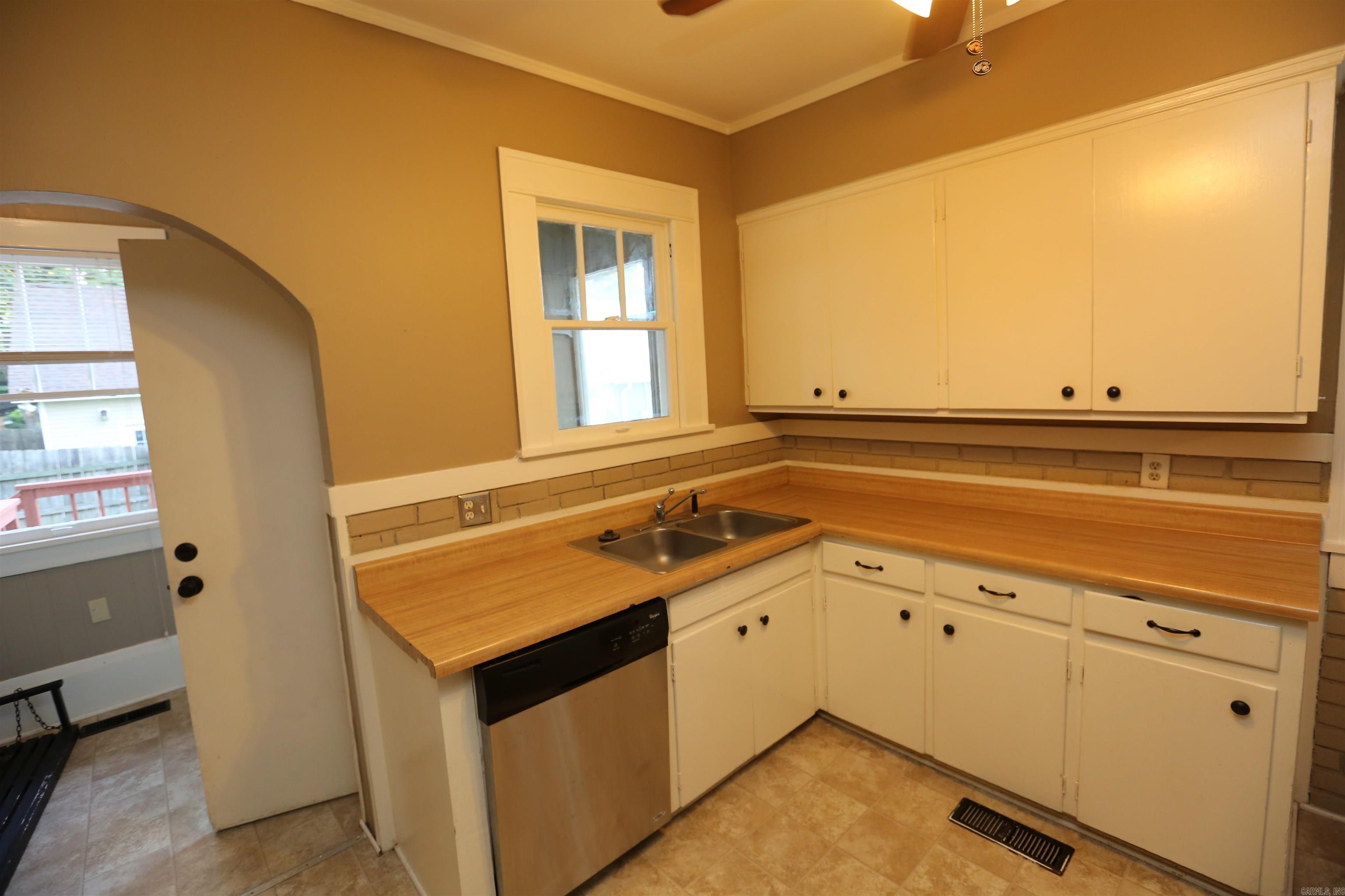 Pulaski Heights - Residential Lease