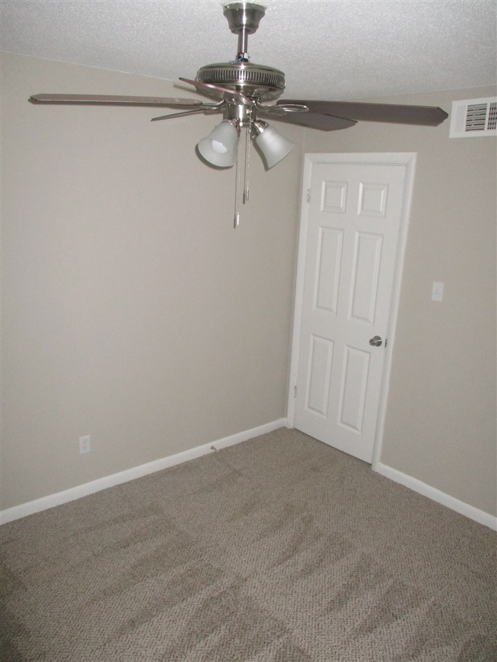 Briarfield - Residential Lease