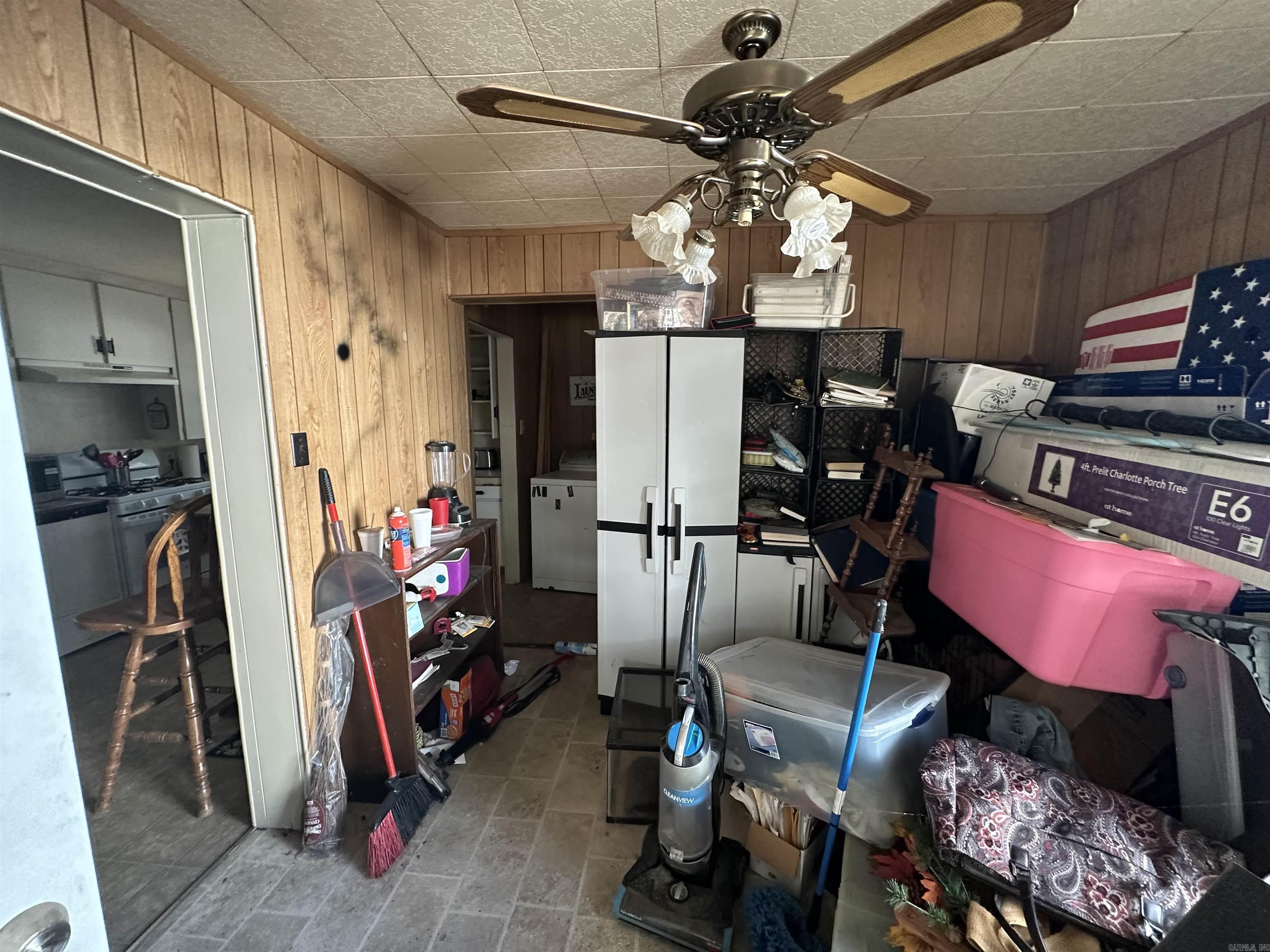 TROUTT - Residential