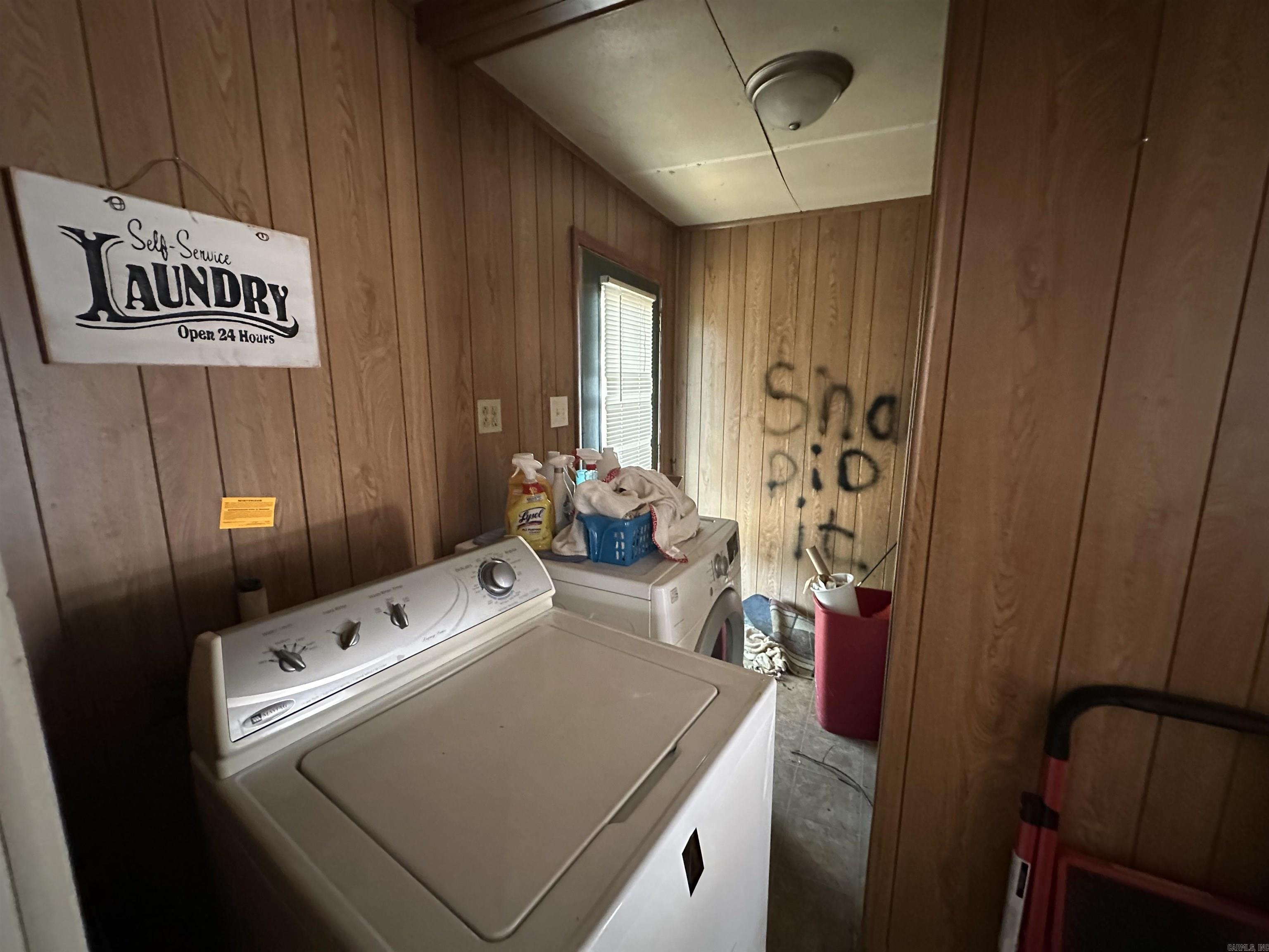 TROUTT - Residential