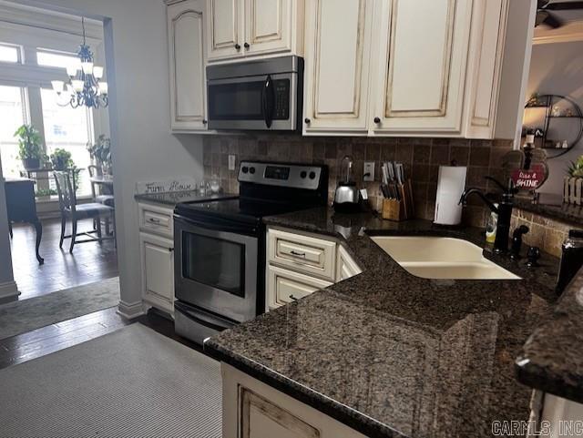 Stonehenge - Residential