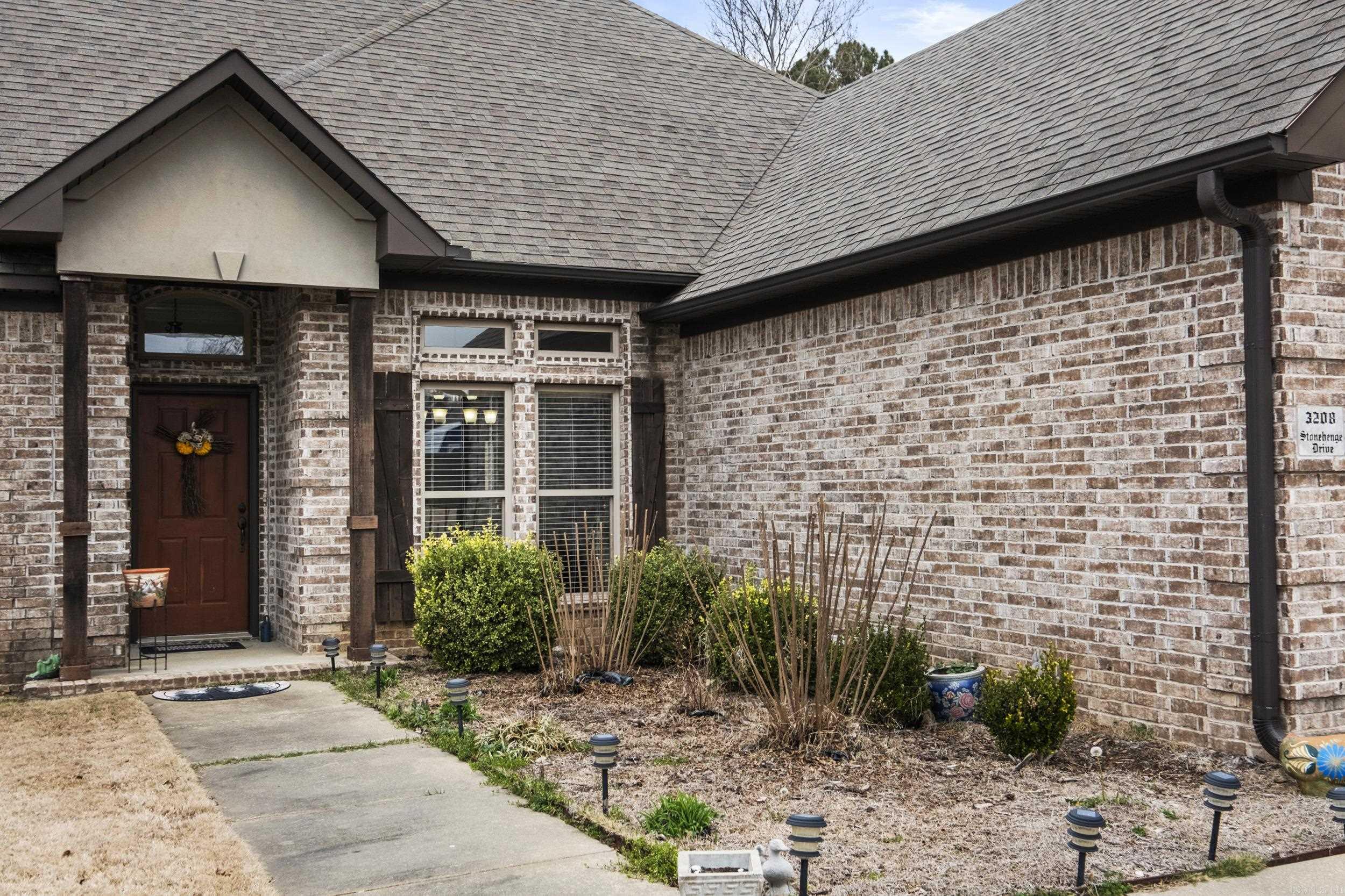 Stonehenge - Residential