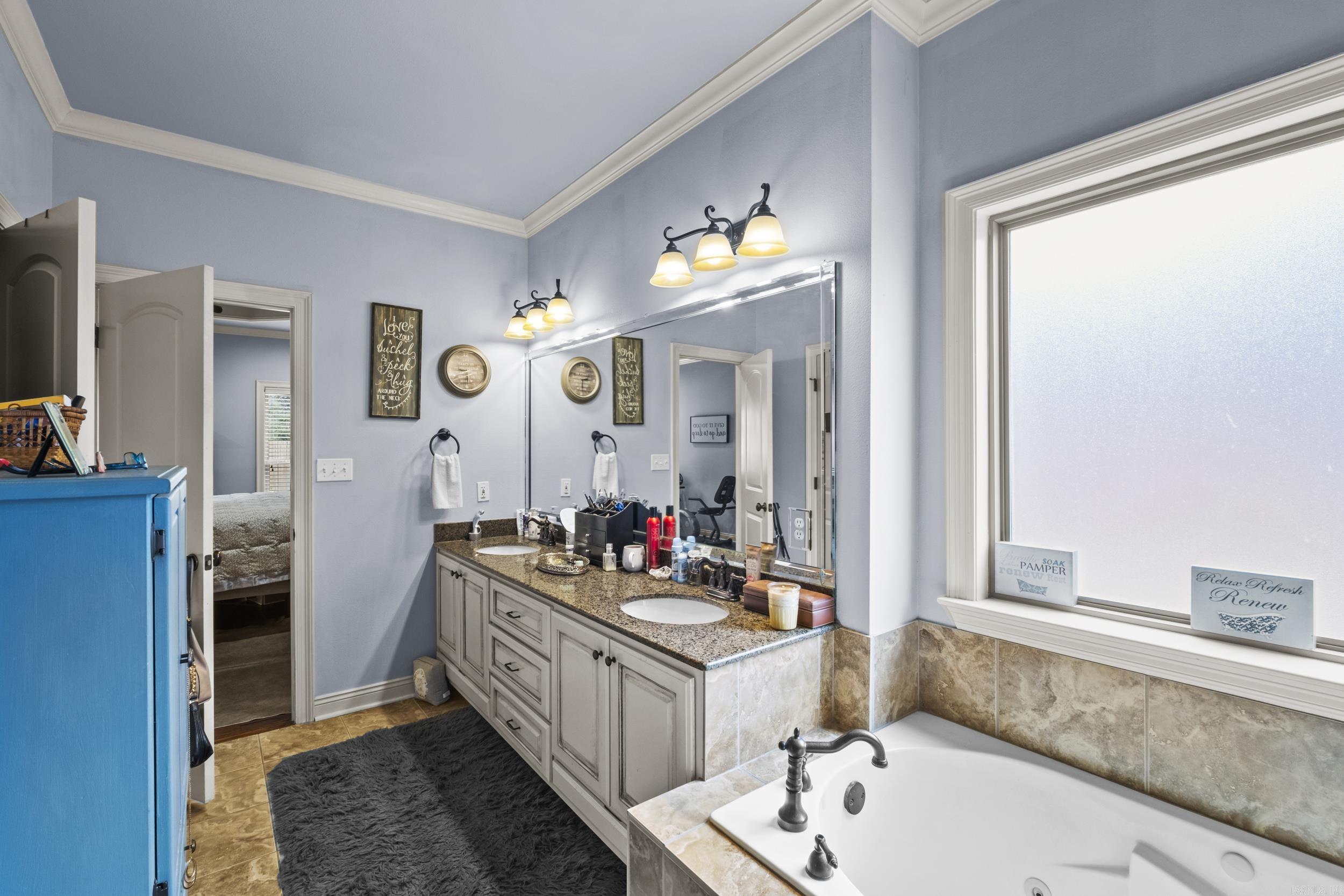 Stonehenge - Residential