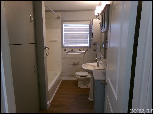 Glen View - Residential Lease