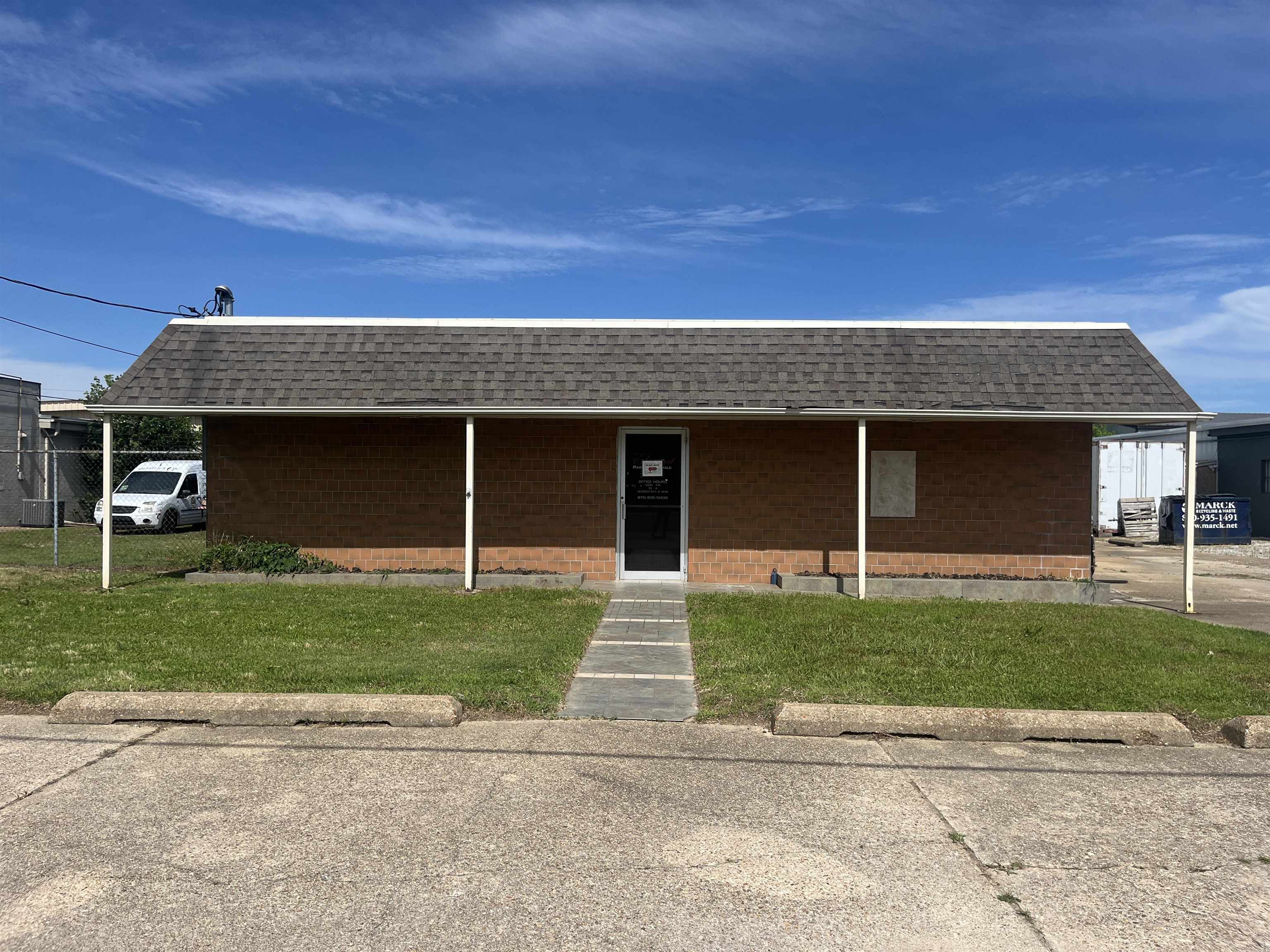 Versatile commercial property with two distinct business spaces on Falls Streetāideal for an owner-occupant, investor, or expansion opportunity. The front 800 SF unit is a C-1 zoned office building featuring steel canopies, chain-link fencing, and over 5,000 SF of reinforced concrete paving. Behind it sits a spacious 5,100 SF warehouse, perfect for storage, distribution, or light industrial use (S-1). Both sections are single-story with an effective age of 25 years. Convenient layout, multiple use options, and valuable infrastructure already in place.