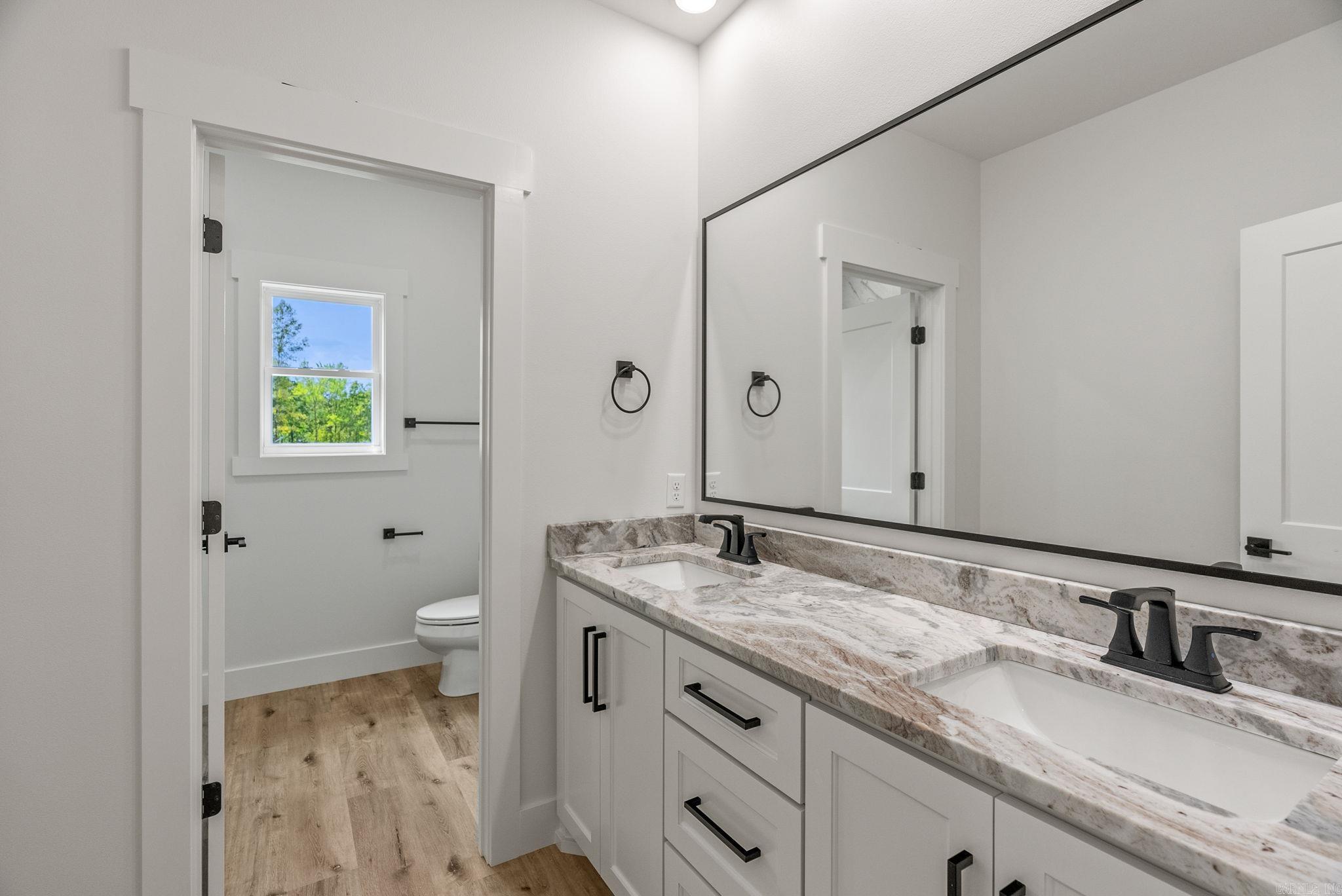 CRYSTAL BROOKE SHORES - Residential