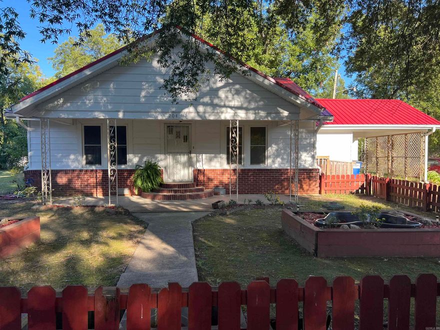 Nice home in the heart of Beebe, sitting on 2 Lots, walking distance to Beebe School and ASU Beebe, Large Nice Lot. Come check out the beautiful hardwoods that were just refinished. New carpet in the bedrooms. A lot of updates have been done to this beautiful home to make it more spectacular. Call me today to make this home yours. Agents see remarks.