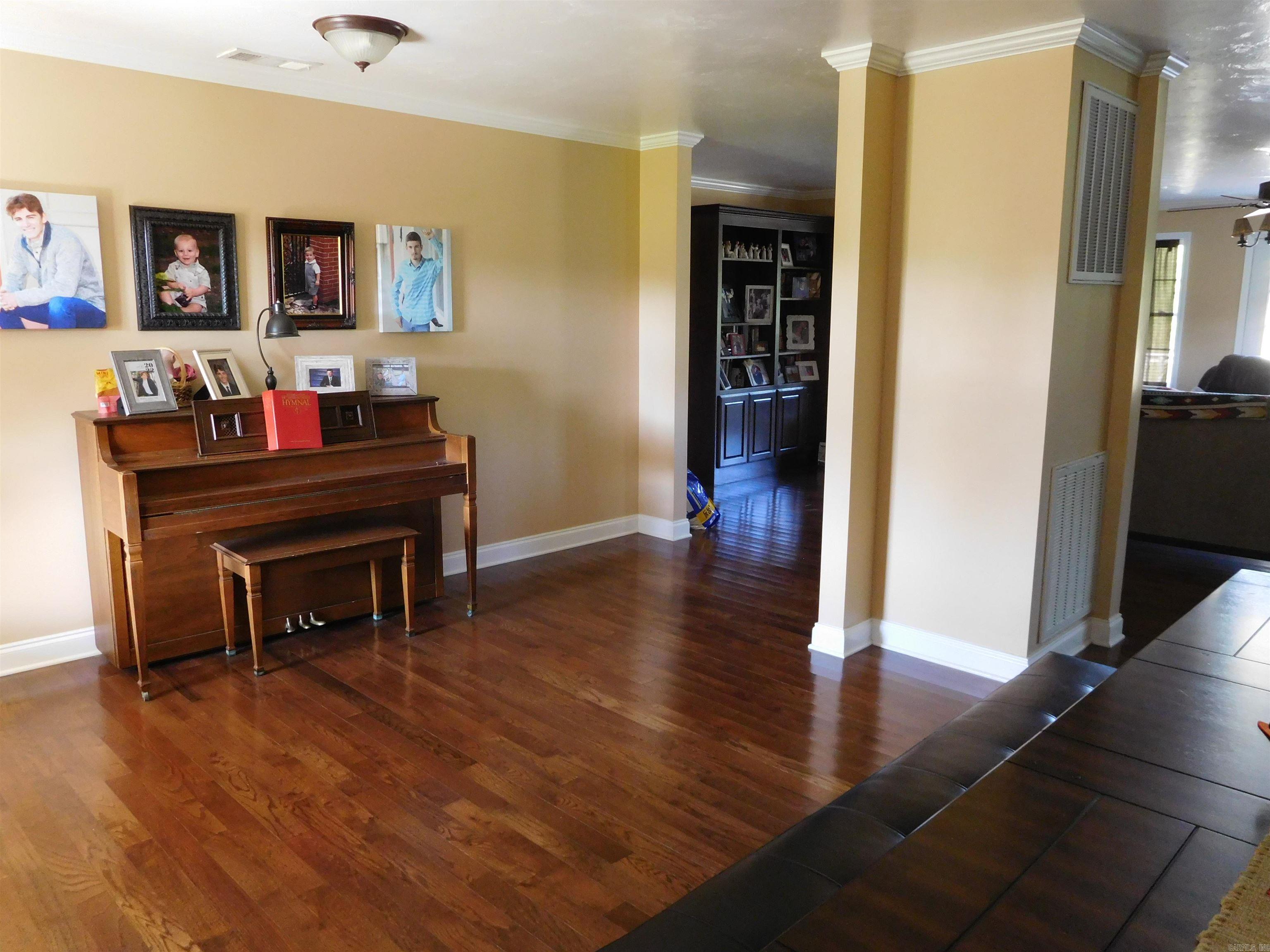 COUNTY - Residential