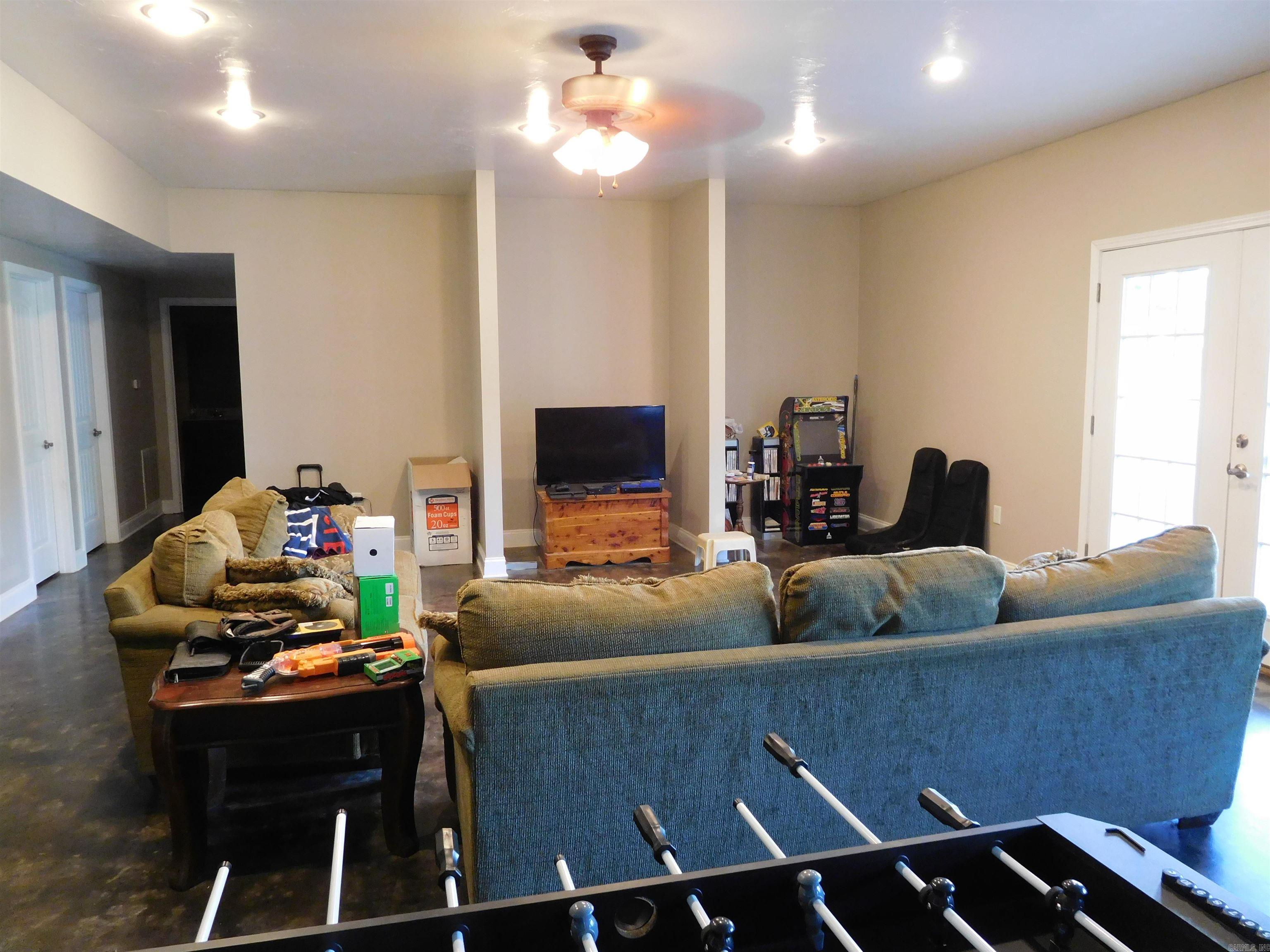 COUNTY - Residential