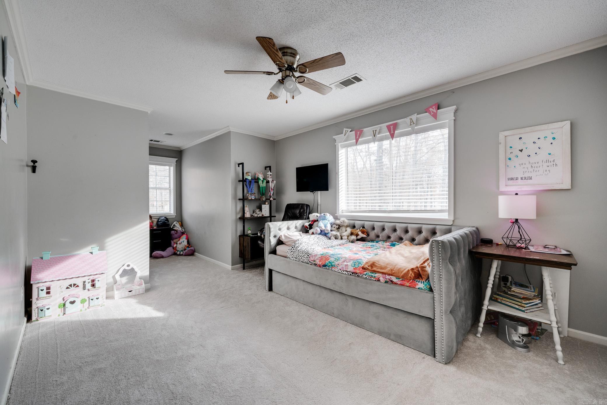 SILVER OAKS - Residential