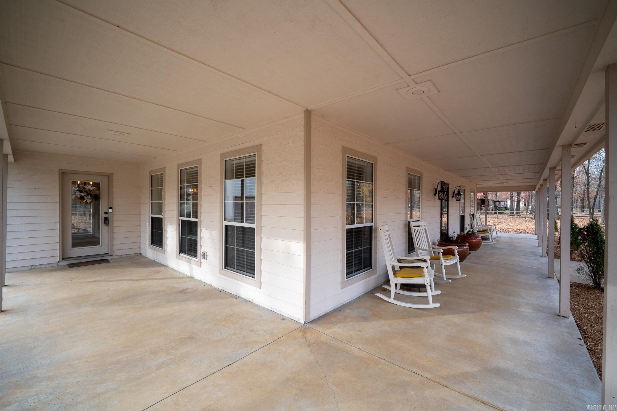 SILVER OAKS - Residential