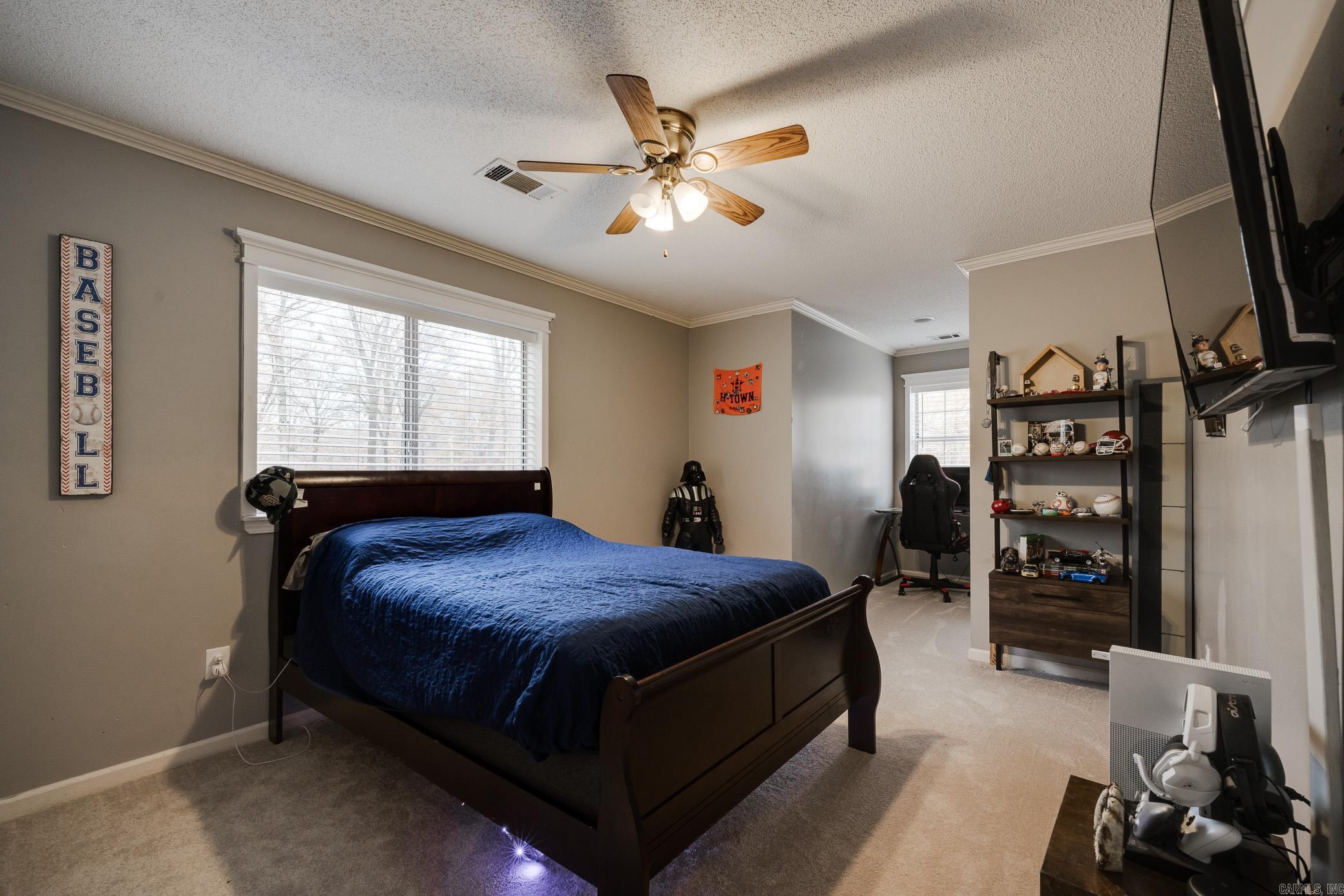 SILVER OAKS - Residential