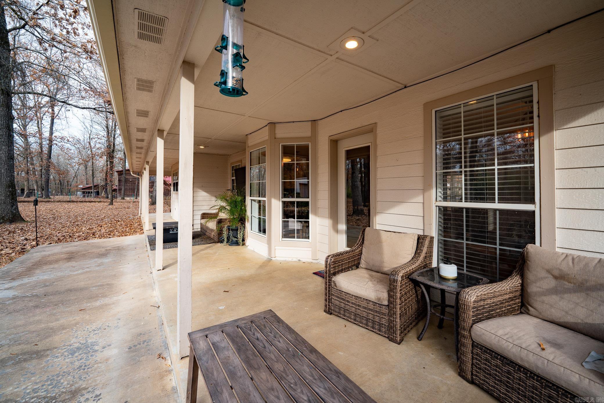 SILVER OAKS - Residential