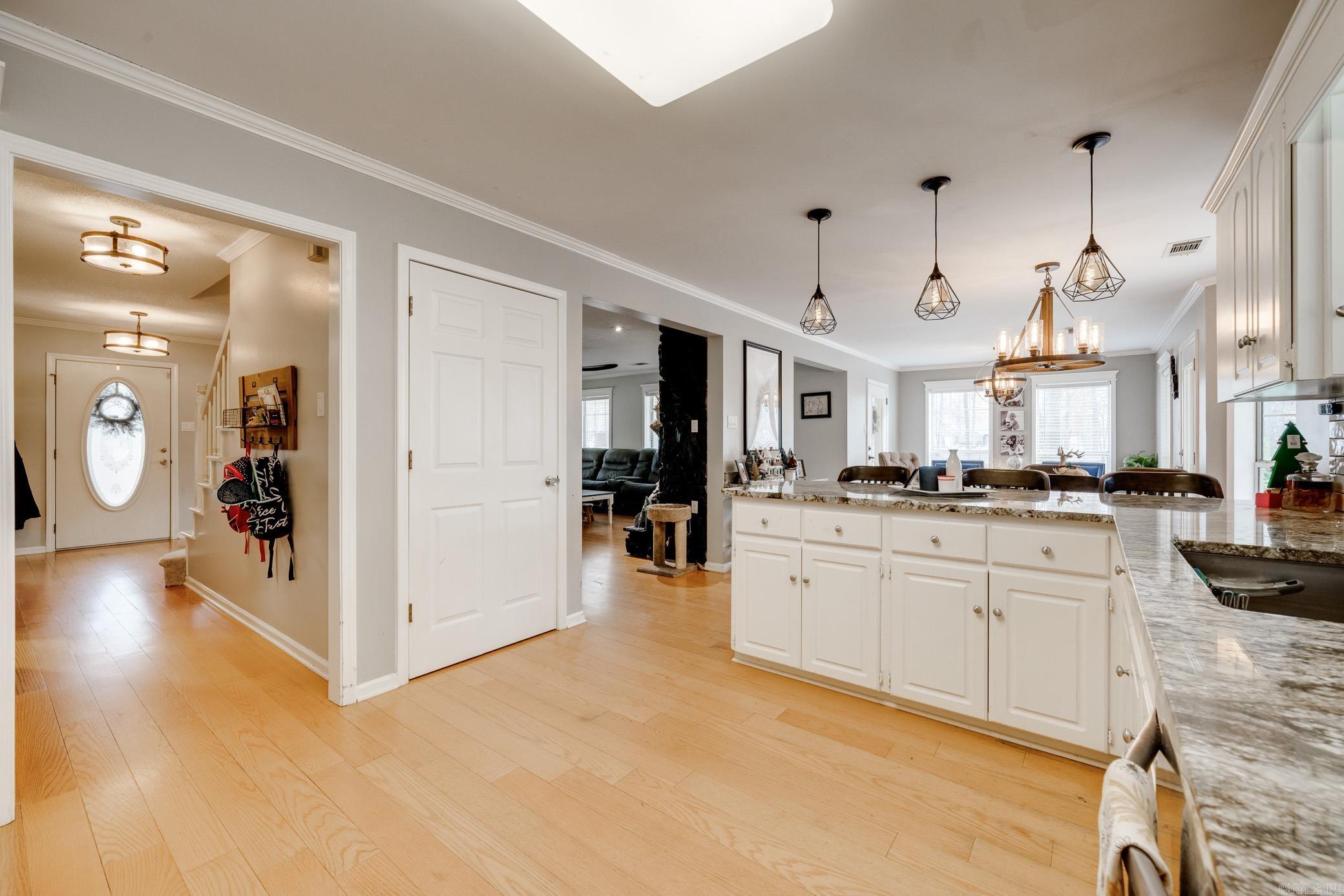 SILVER OAKS - Residential