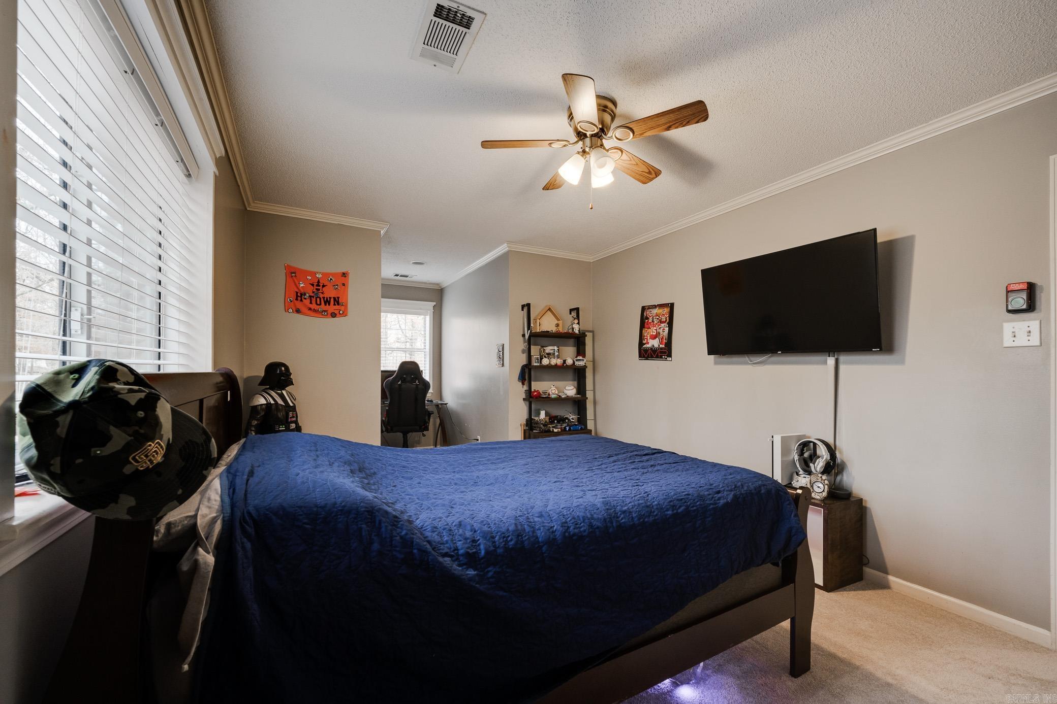 SILVER OAKS - Residential