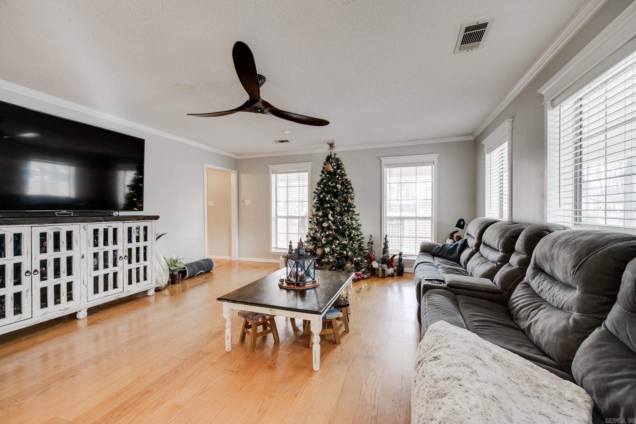 SILVER OAKS - Residential