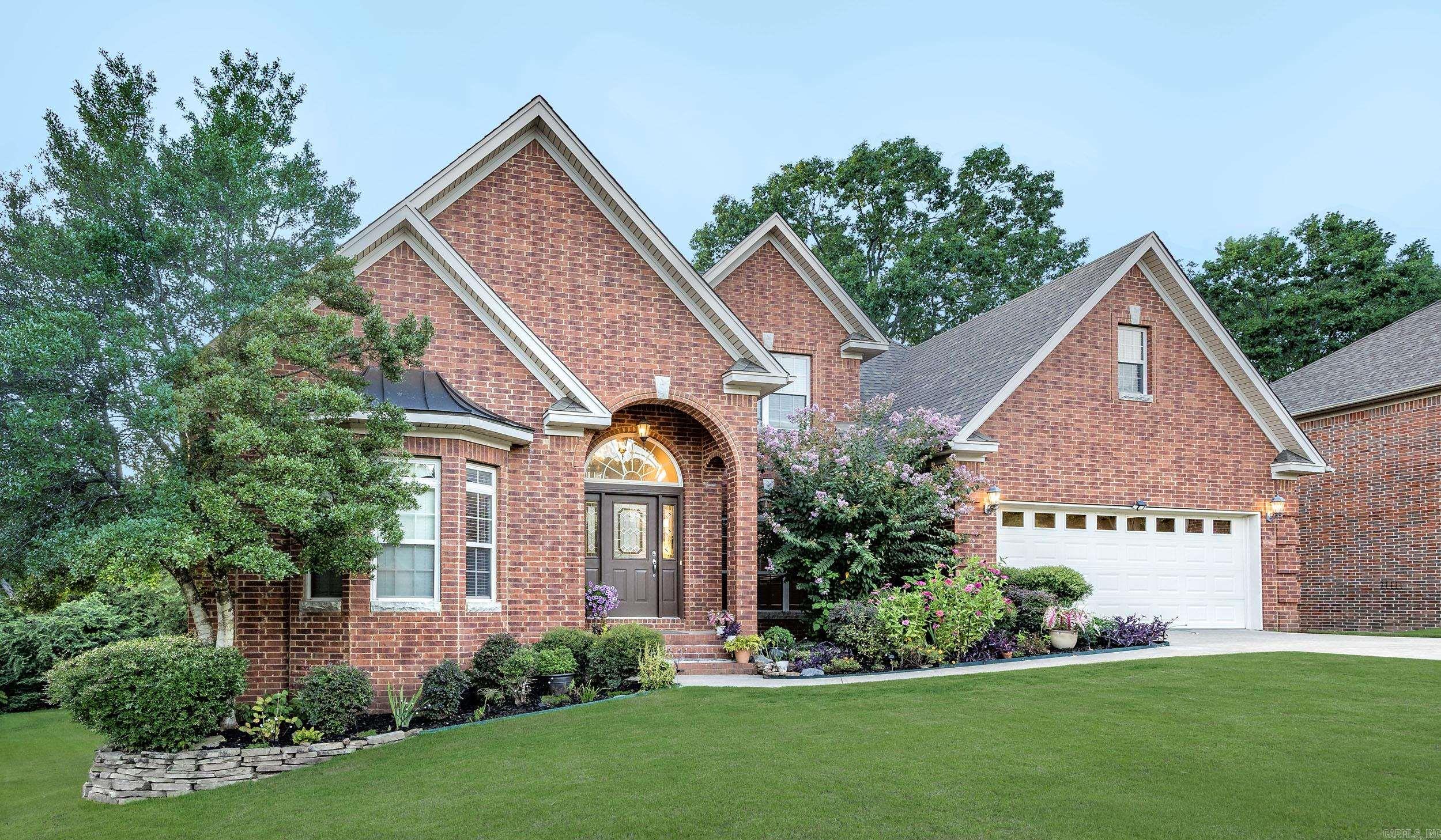 THE VILLAGES OF WELLINGTON - Residential