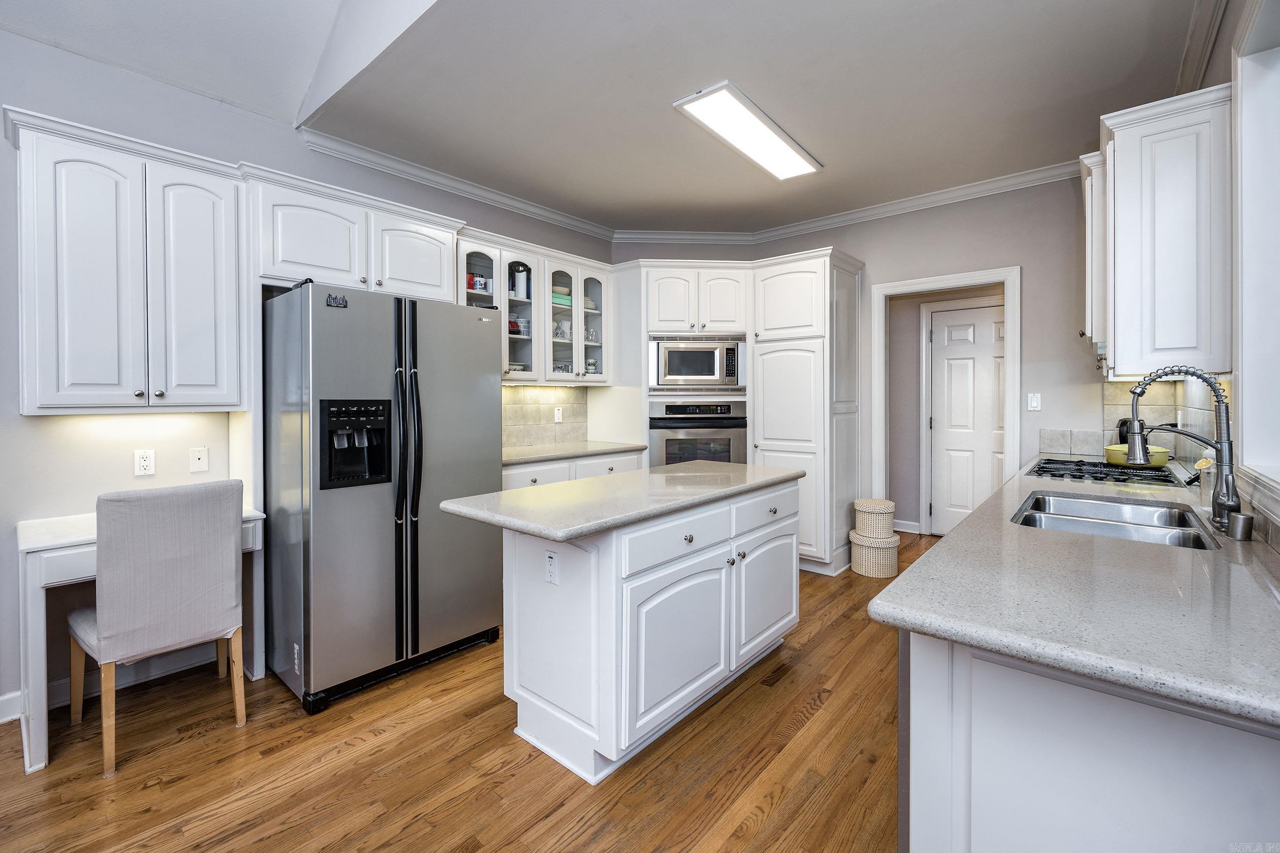 THE VILLAGES OF WELLINGTON - Residential