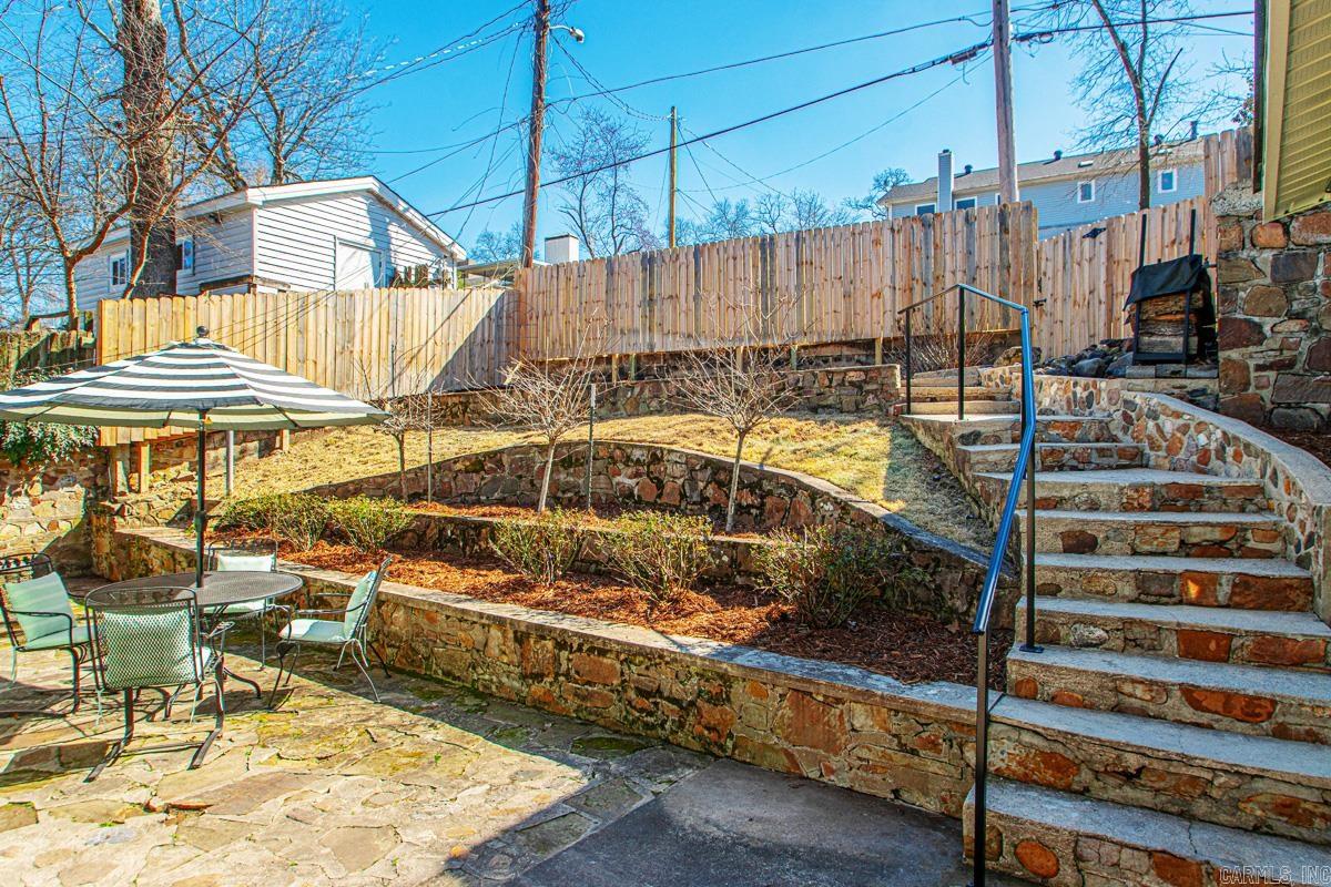 DOYLES PLACE - Residential