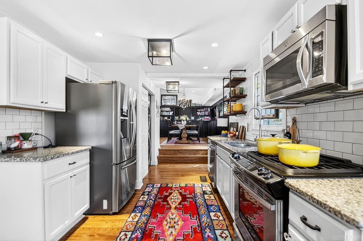 DOYLES PLACE - Residential