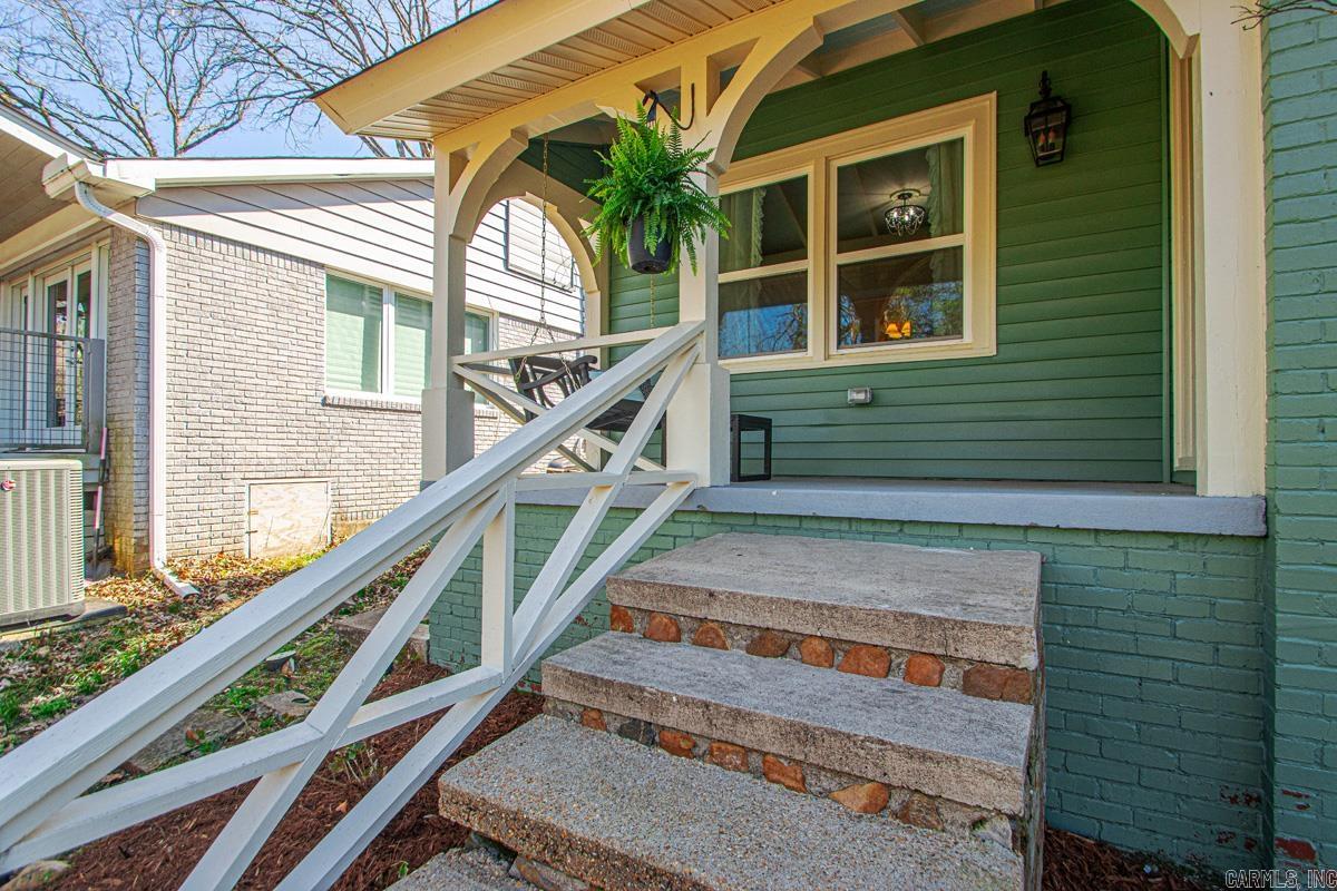 DOYLES PLACE - Residential