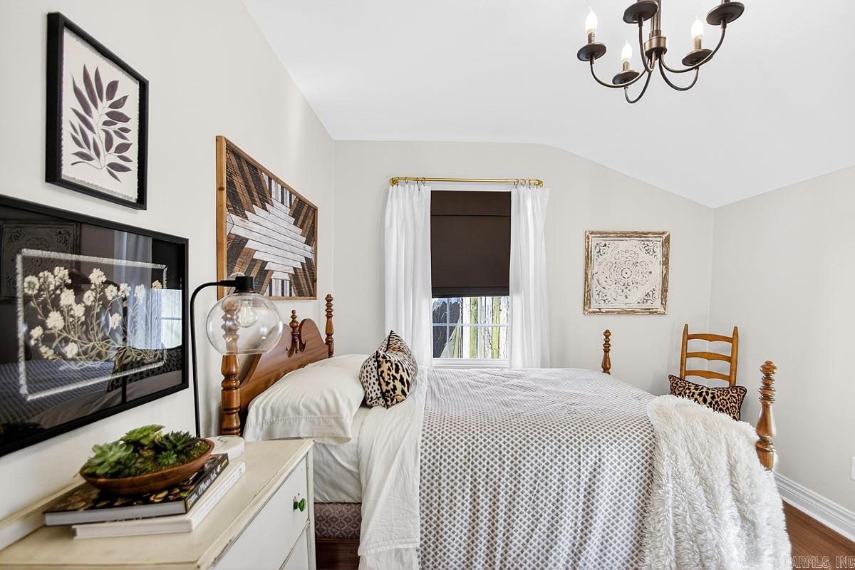 DOYLES PLACE - Residential