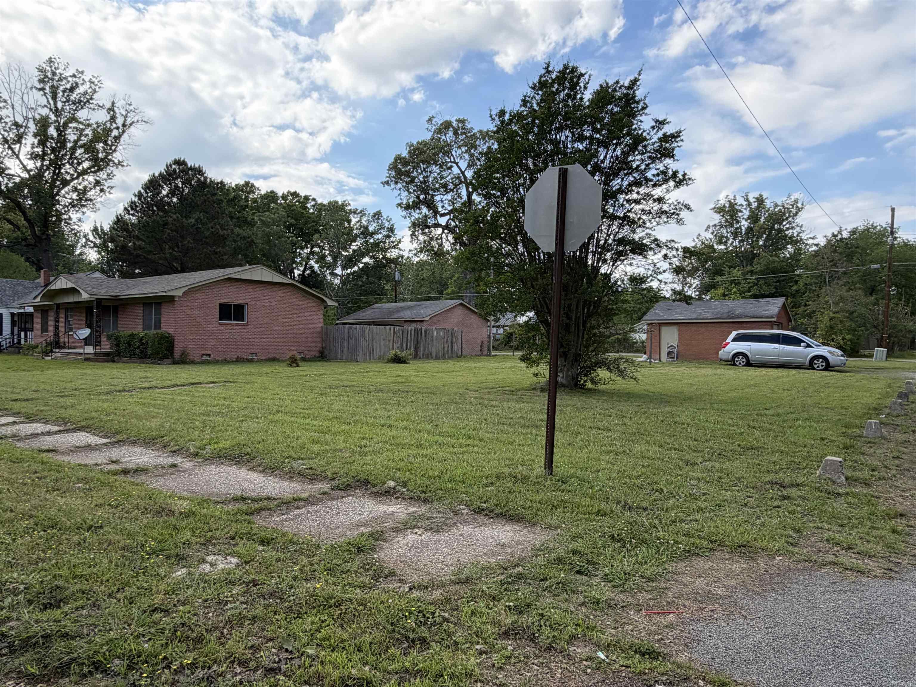 AUSTIN & TAYLOR ADDITION - Residential
