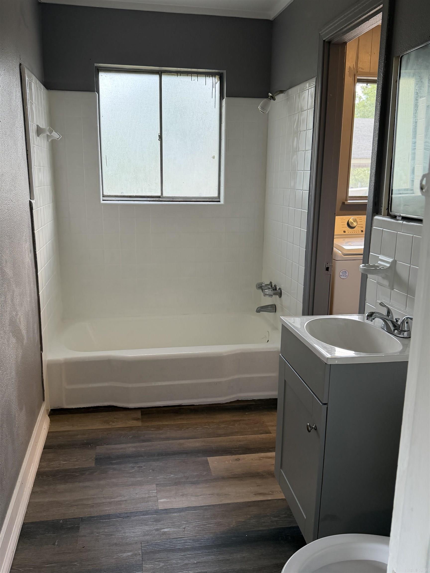 AUSTIN & TAYLOR ADDITION - Residential