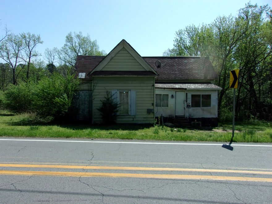 Older home that would be a project property for someone wanting to restore a property from the 1930's. The home has potential for the right person who has the time to put in the work. Two story on a pier foundation, there is not a property disclosure, Because the owner is out of state.   See Agent notes