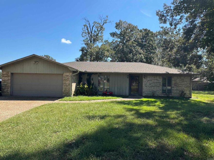 This 1537 square foot home is complete with 3 bedrooms and 2 full baths and nestled on an oversized, half-acre lot. Conveniently located near dining and shopping in the desirable Boastwood. Potential homeowners and investors welcome! This property is Rural Development, 100% financing eligible! Show anytime, register with agent!