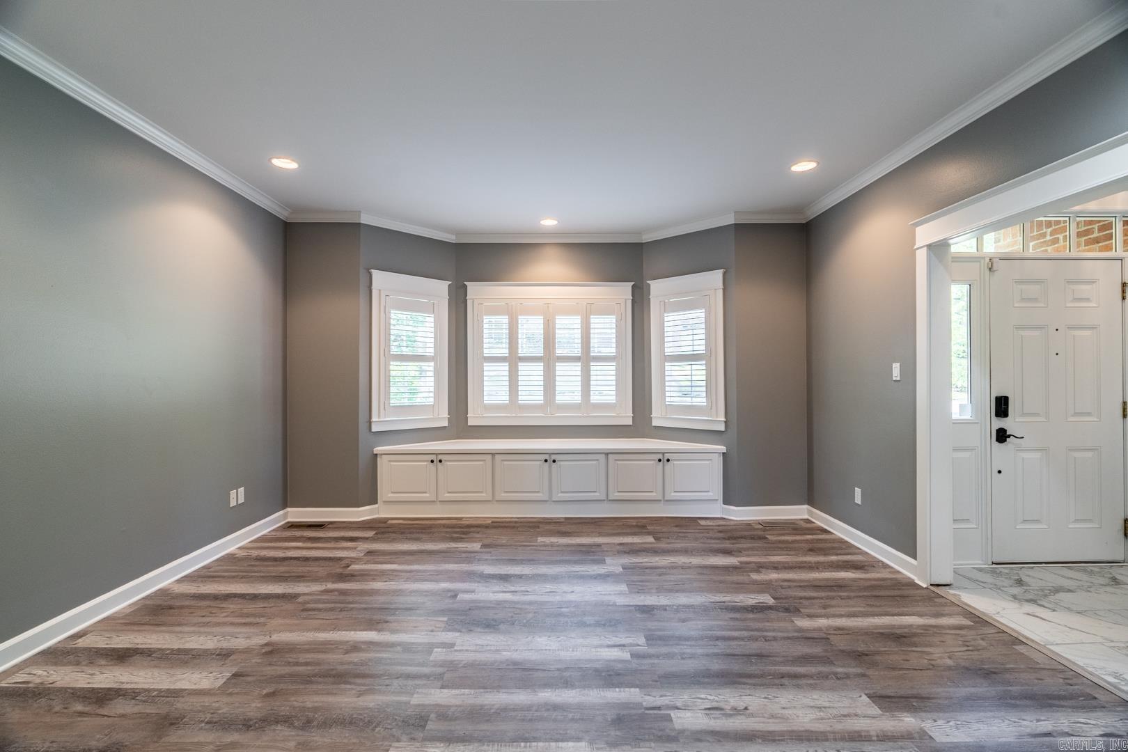 Burnt Tree - Residential