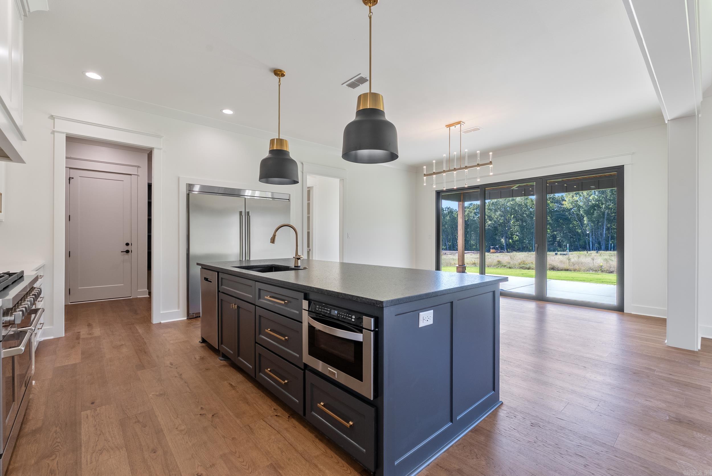 Lands End Estates - Residential