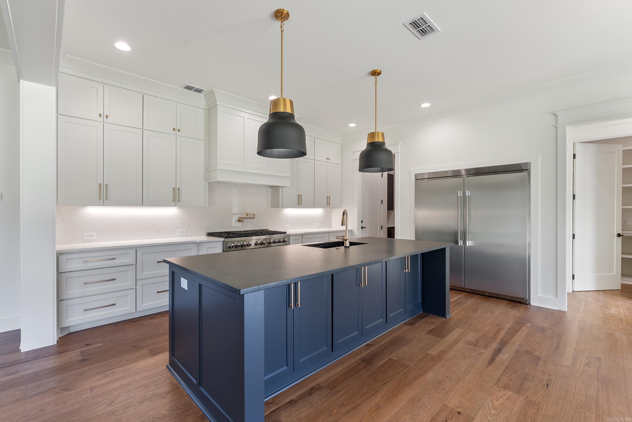 Lands End Estates - Residential