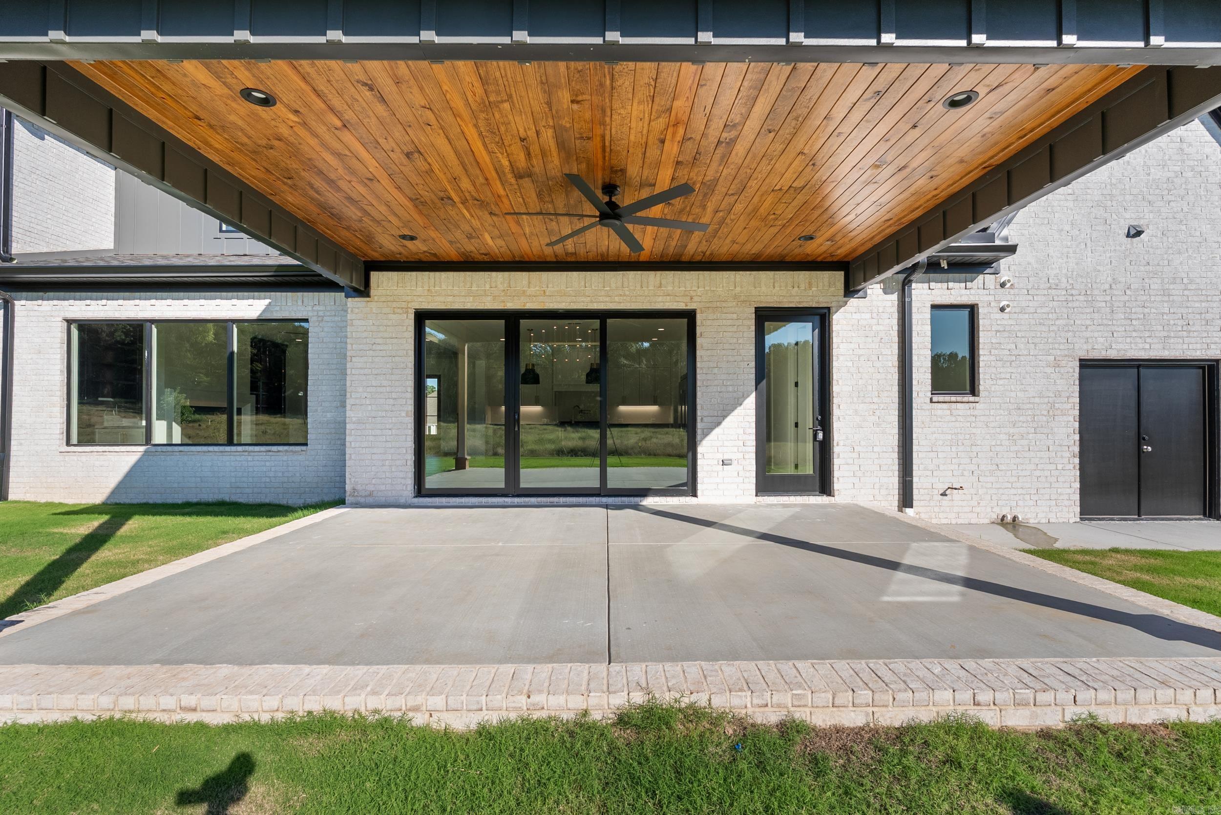 Lands End Estates - Residential