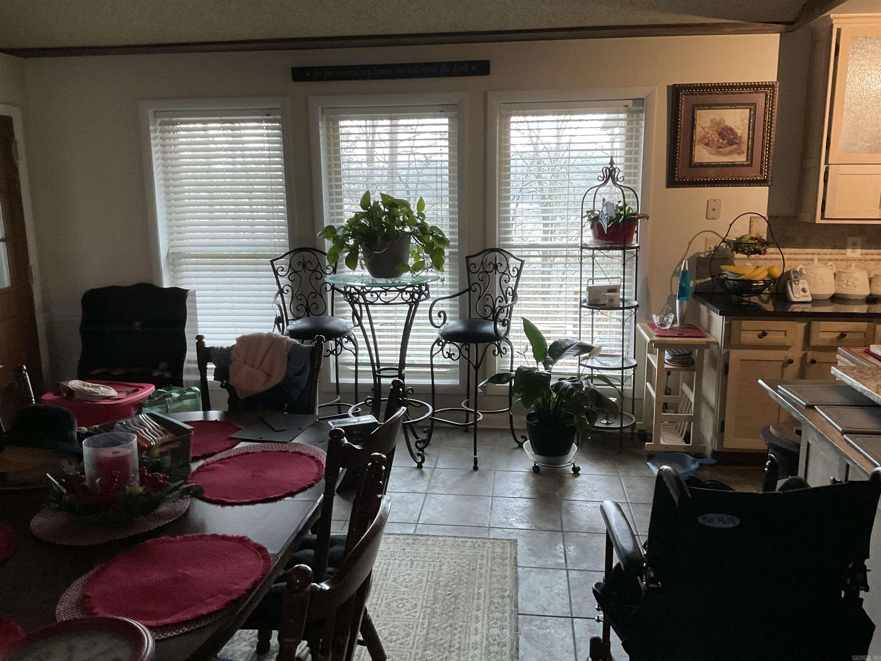 CLINTON - Residential