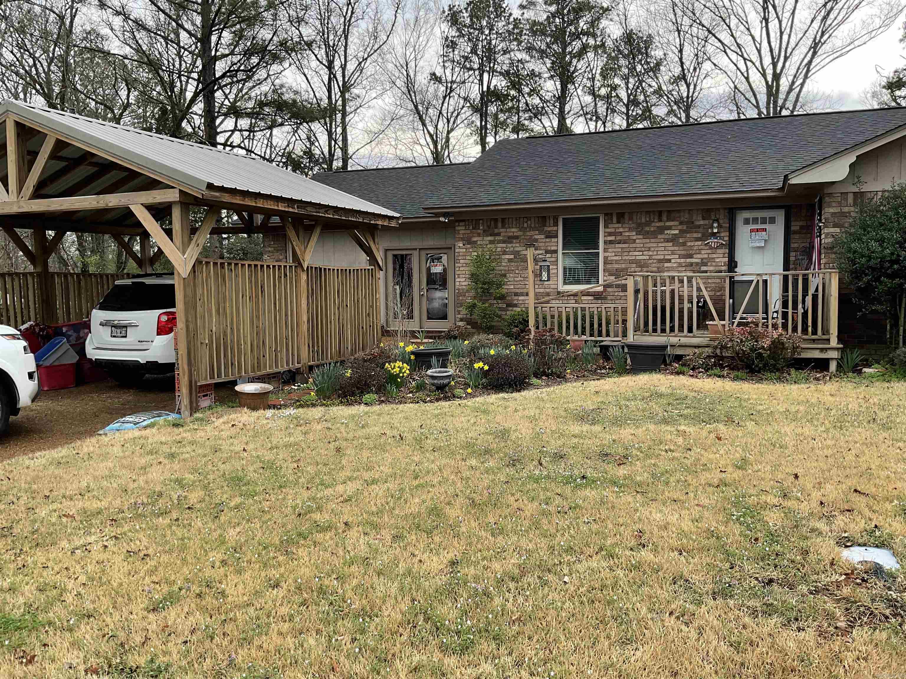 CLINTON - Residential