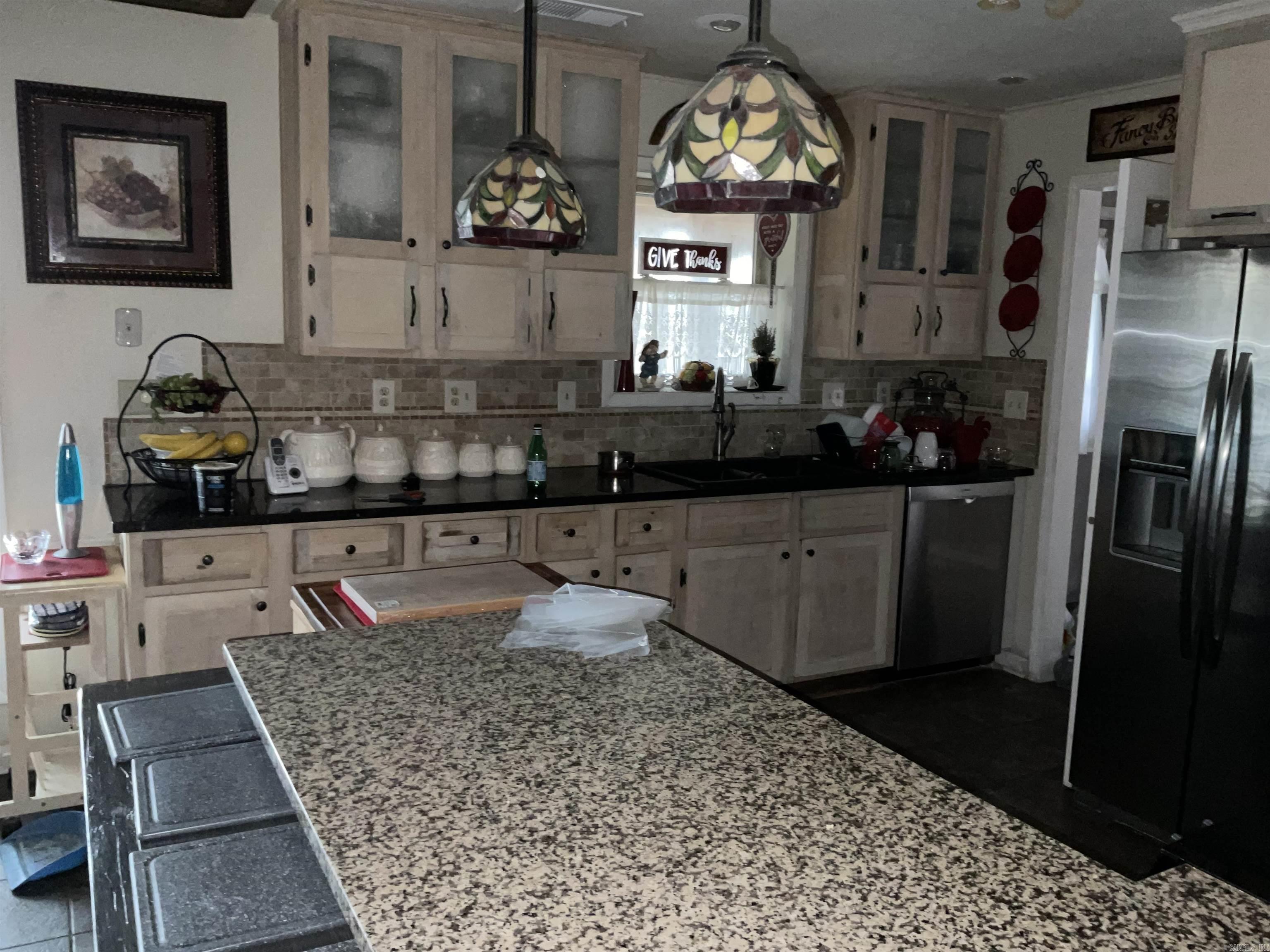 CLINTON - Residential