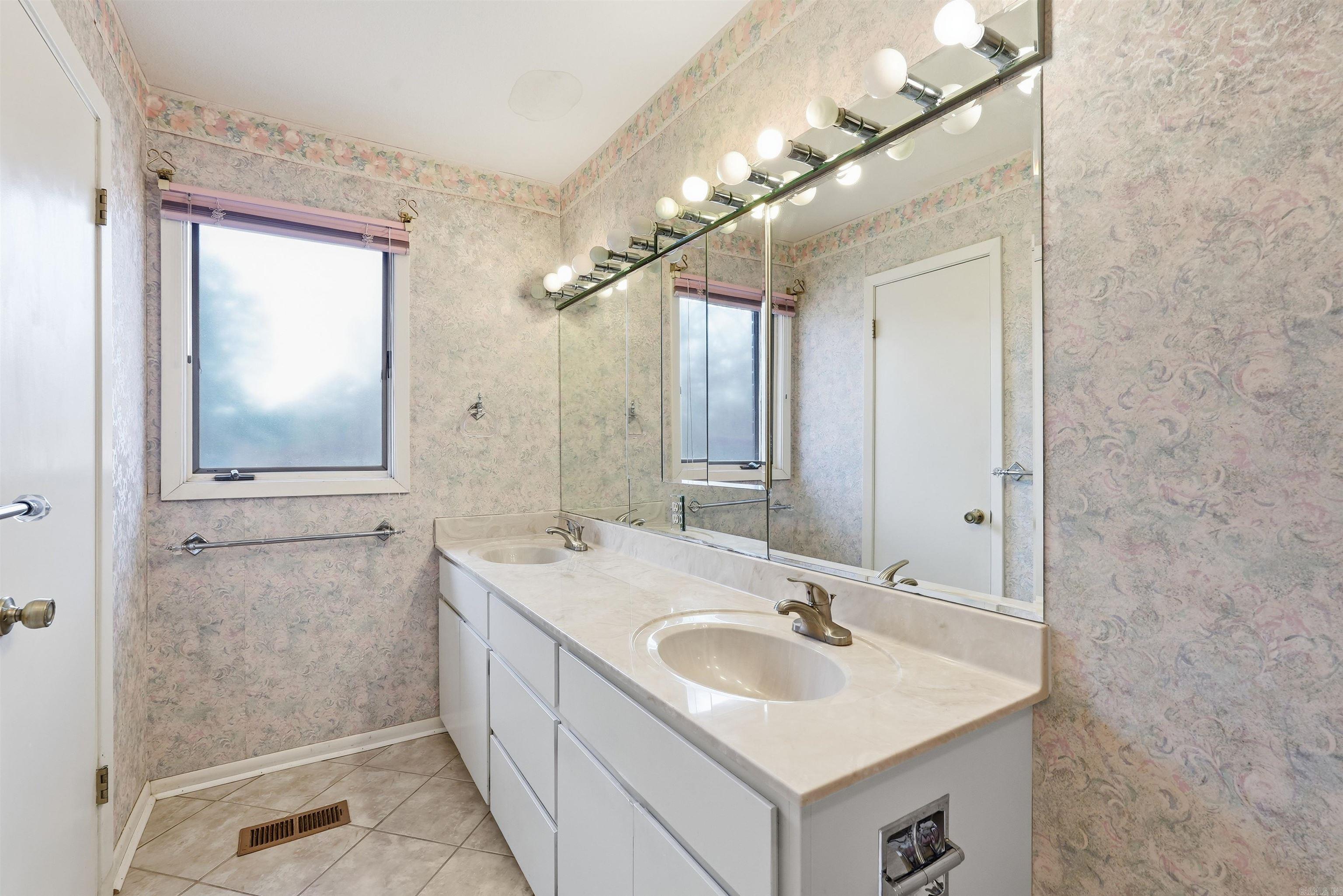 DIAMONDHEAD BLOCK J - Residential