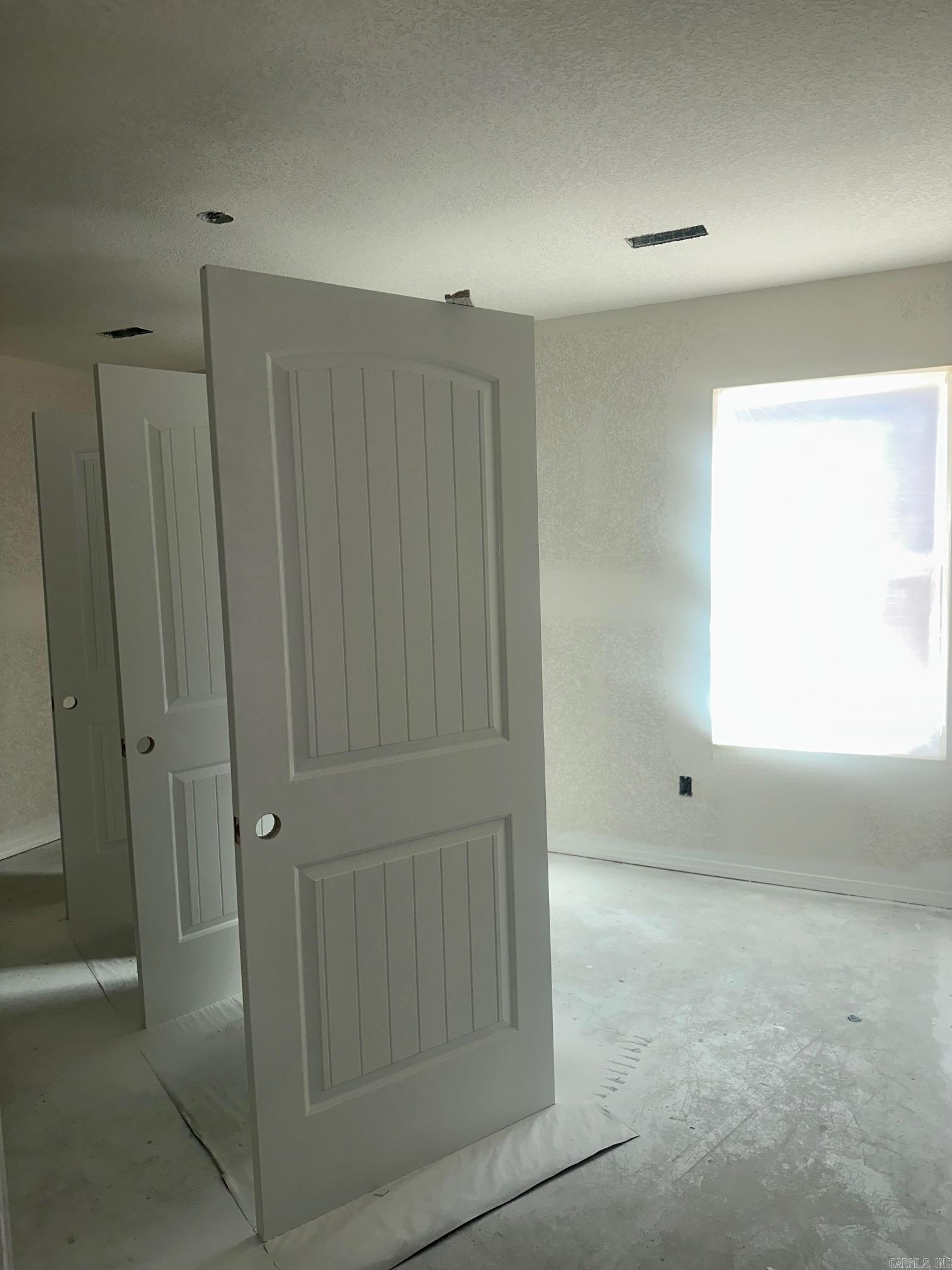 HILLDALE CROSSING - Residential